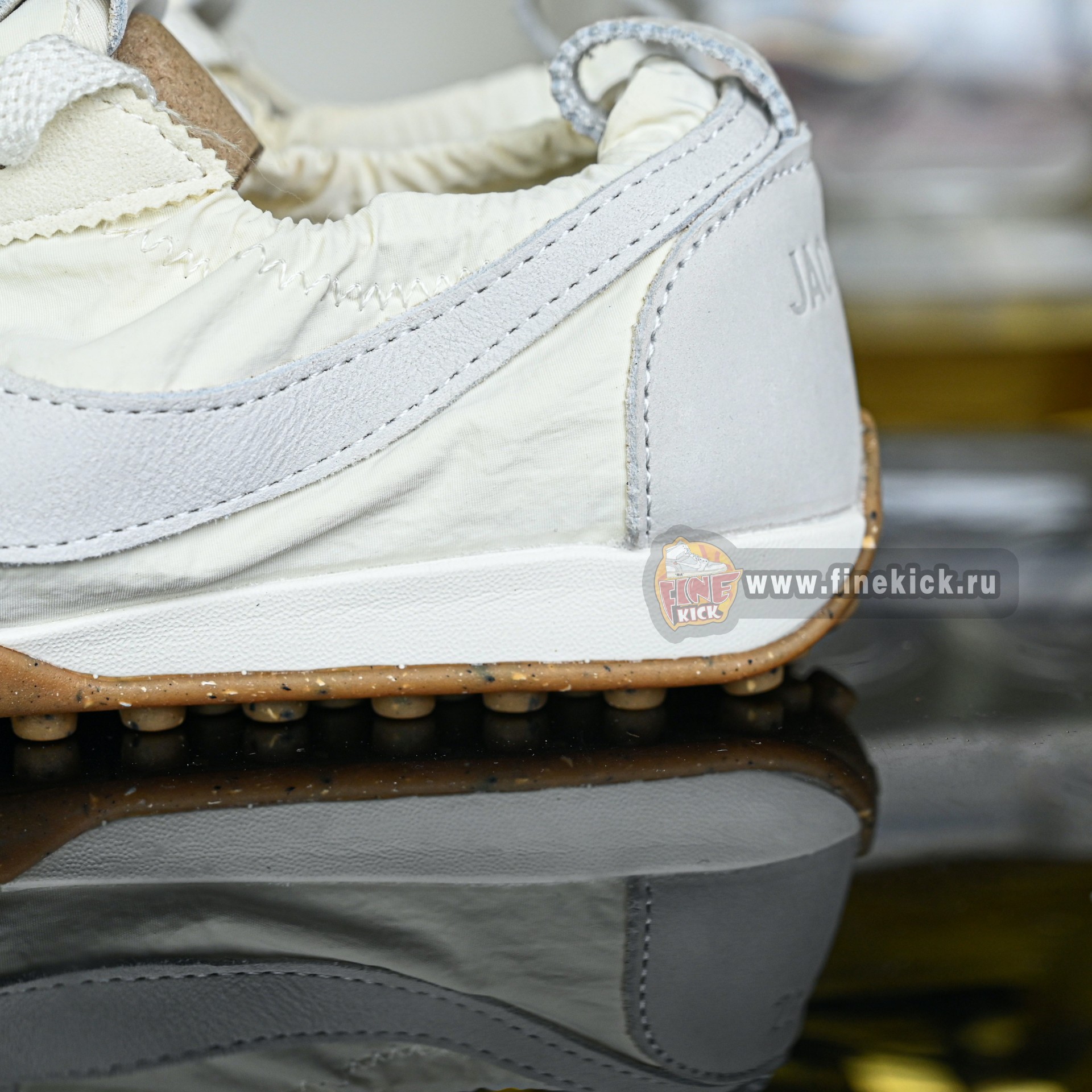 Nike x Jacquemus MOON SHOES  HV8547-002