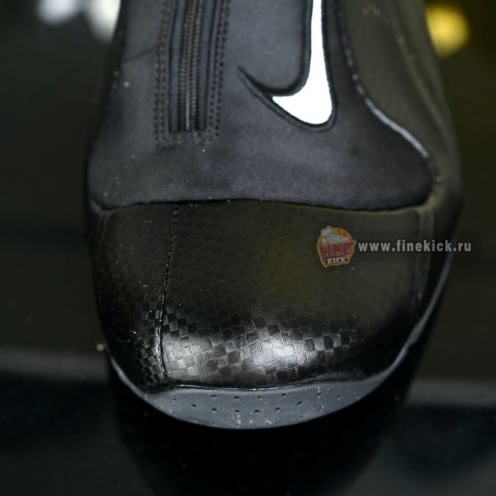 Nike Air Flightposite 2014 “Carbon Fiber Black” 642307-001