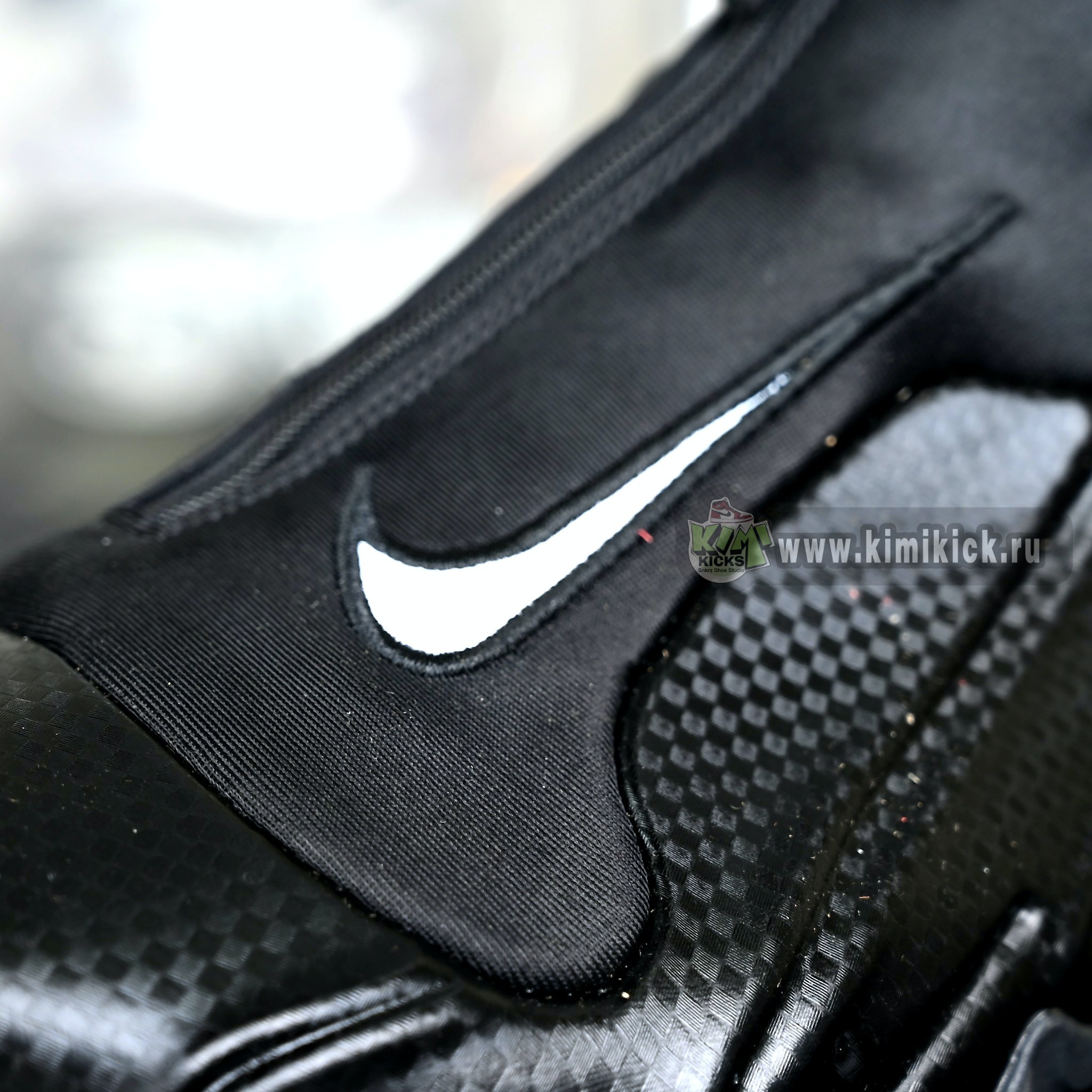 Nike Air Flightposite 2014 “Carbon Fiber Black” 642307-001
