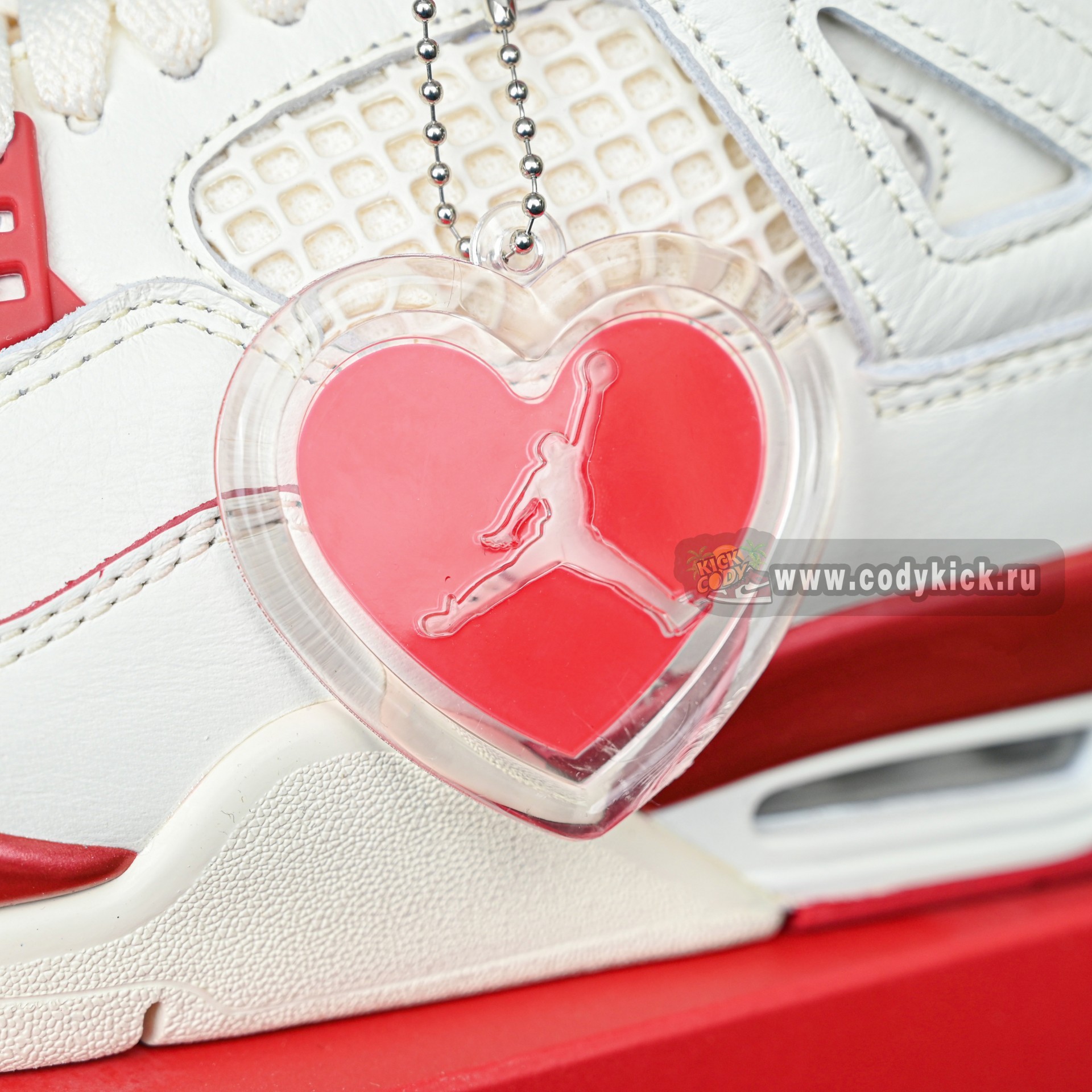 Air Jordan 4 Retro“Sierra Red” HV0823-108