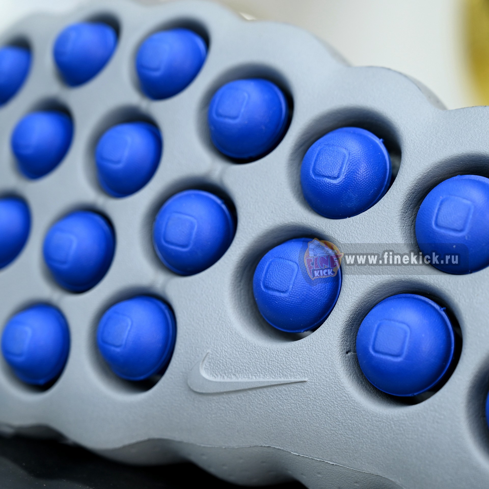 Nike x FRAGMENT Mind 002  IQ8504-001