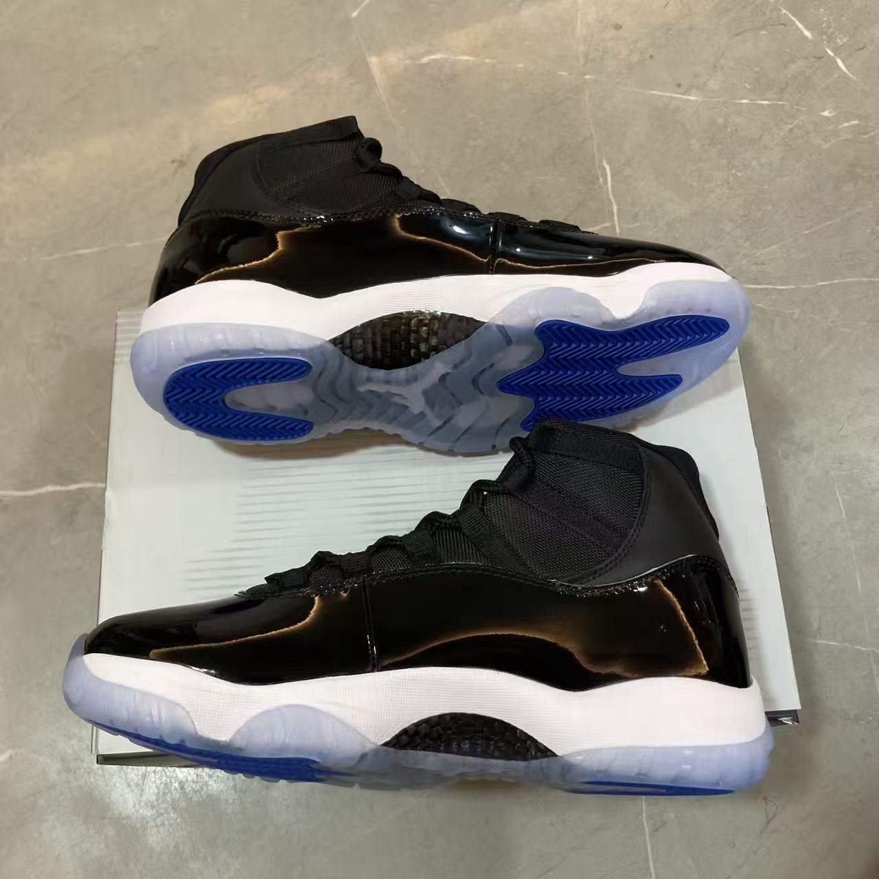 Air Jordan 11 Retro Space jam