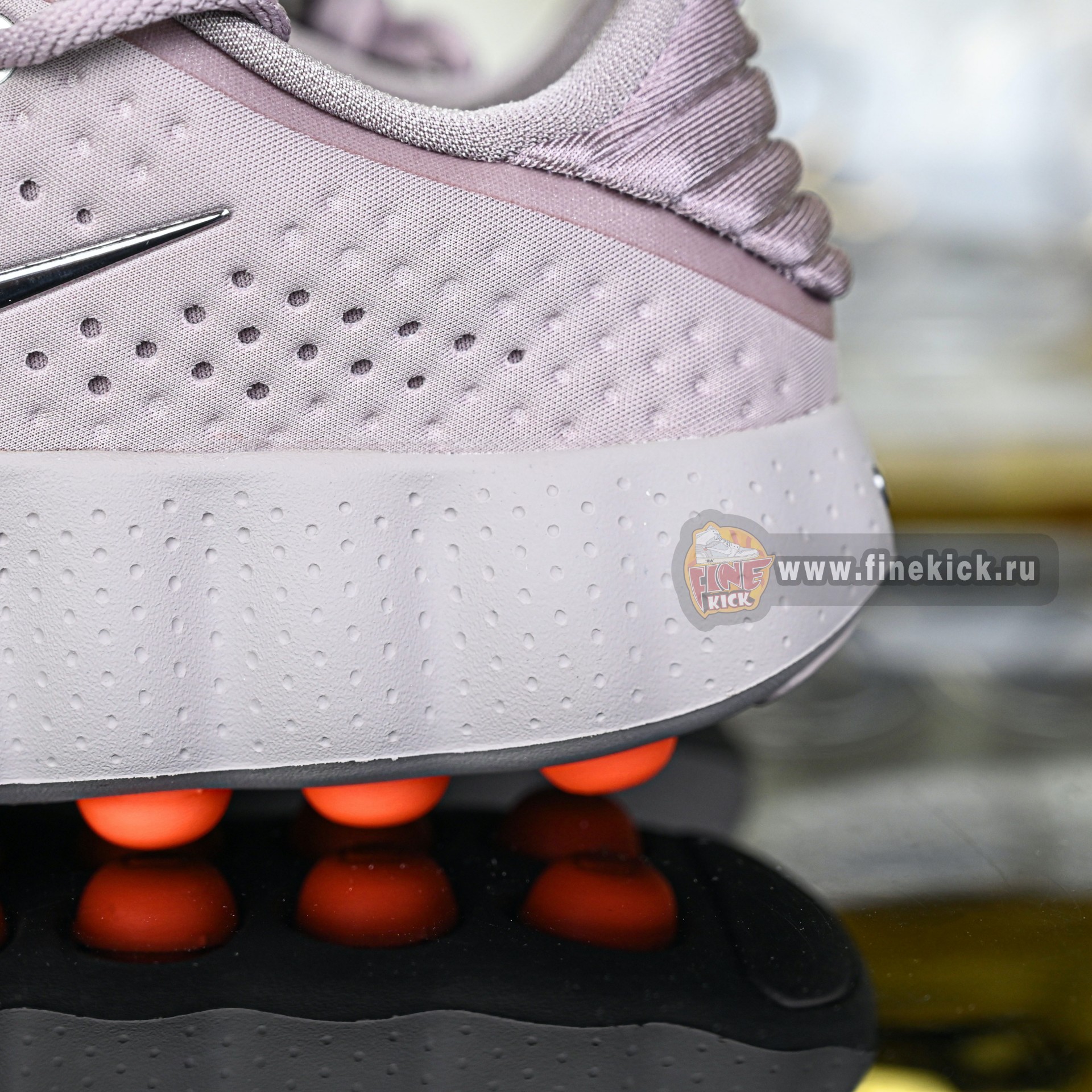 Nike Mind 002  HQ4310-200