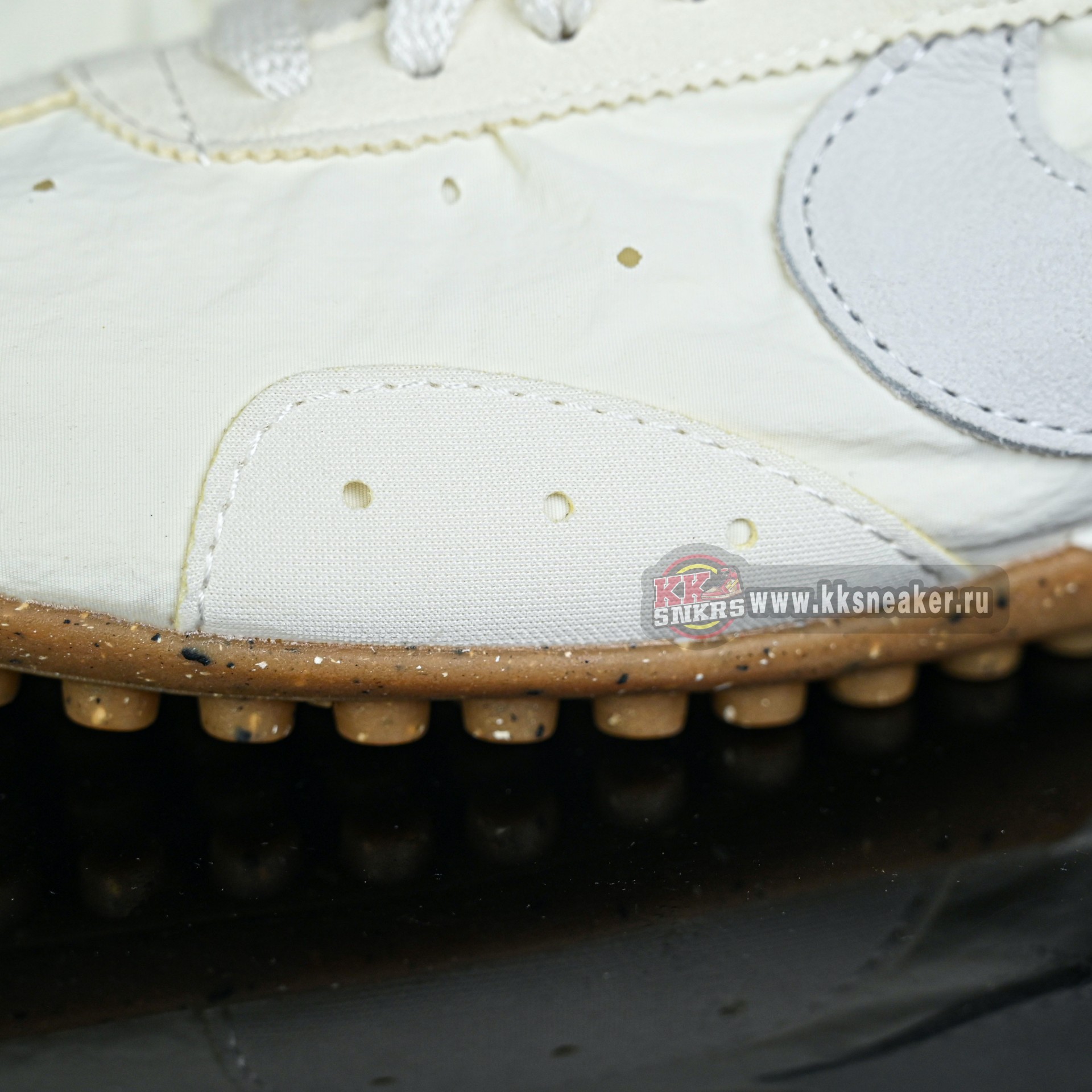 Nike x Jacquemus MOON SHOES  HV8547-002