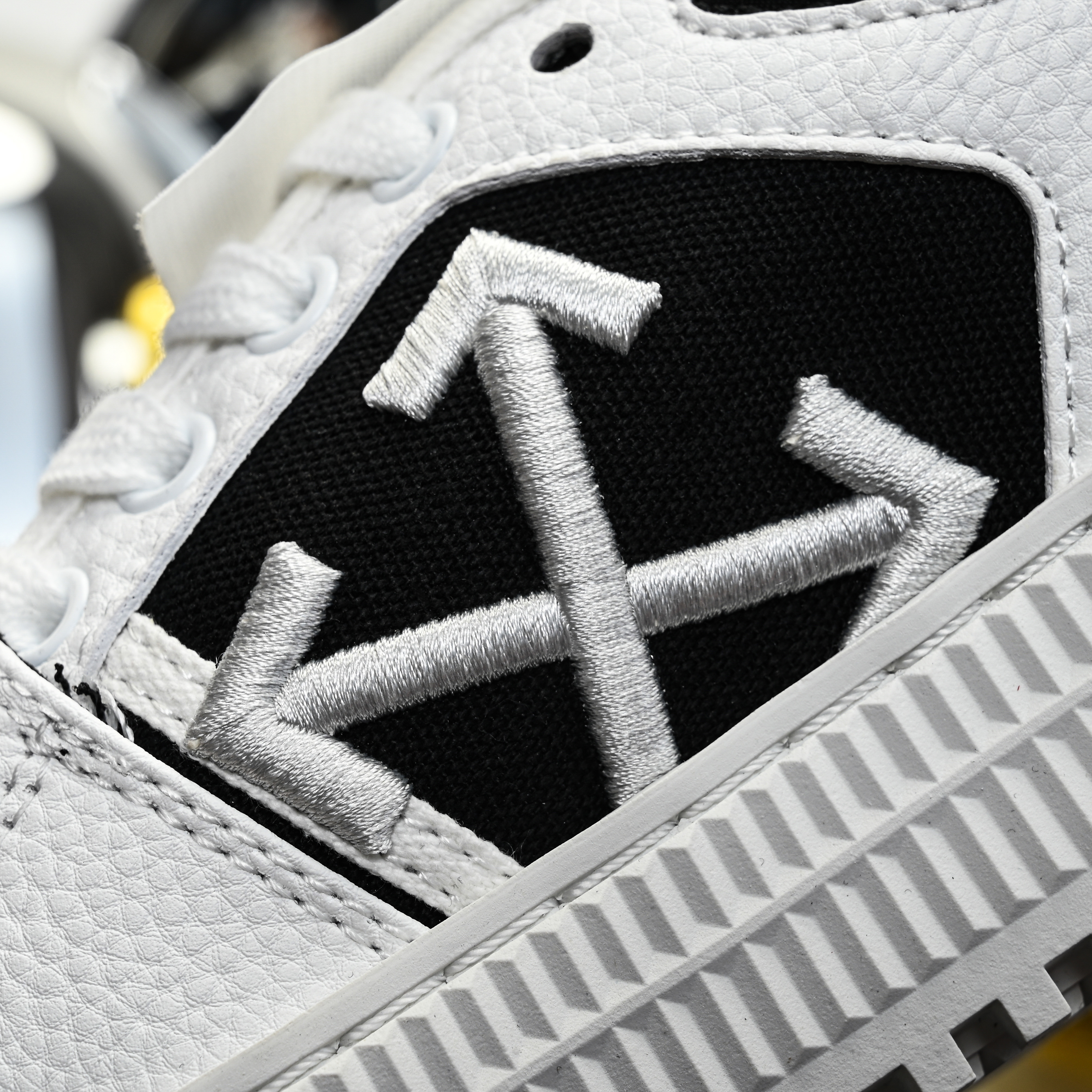 OFF-WHITE 3.0 Off Court  OMIA29KC99LEA0020110