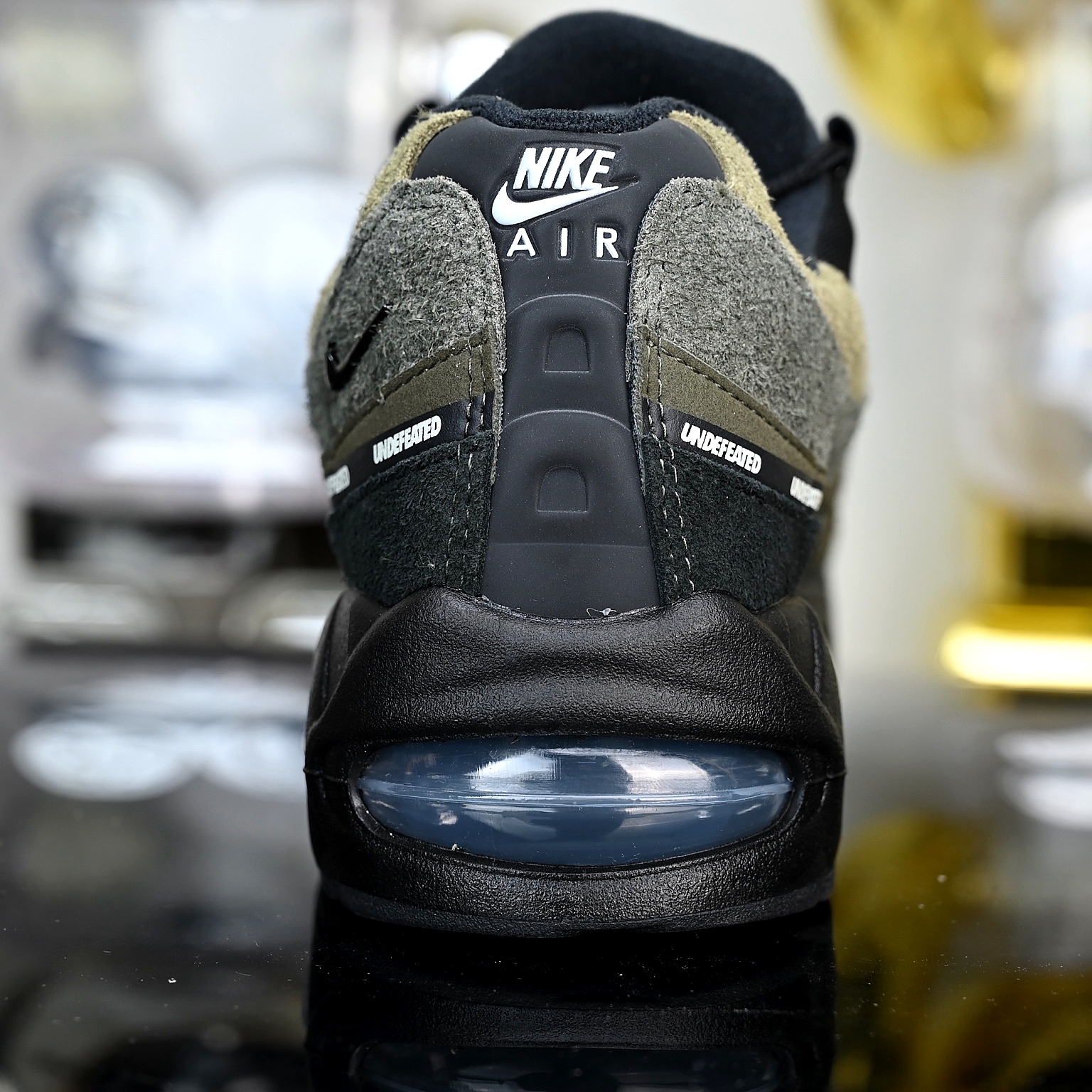 Nike Air Max 95 x Undefeated “Black Olive”
