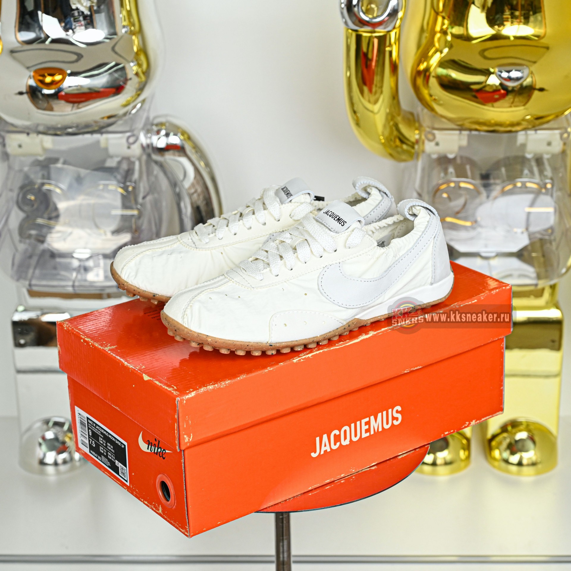 Nike x Jacquemus MOON SHOES  HV8547-002
