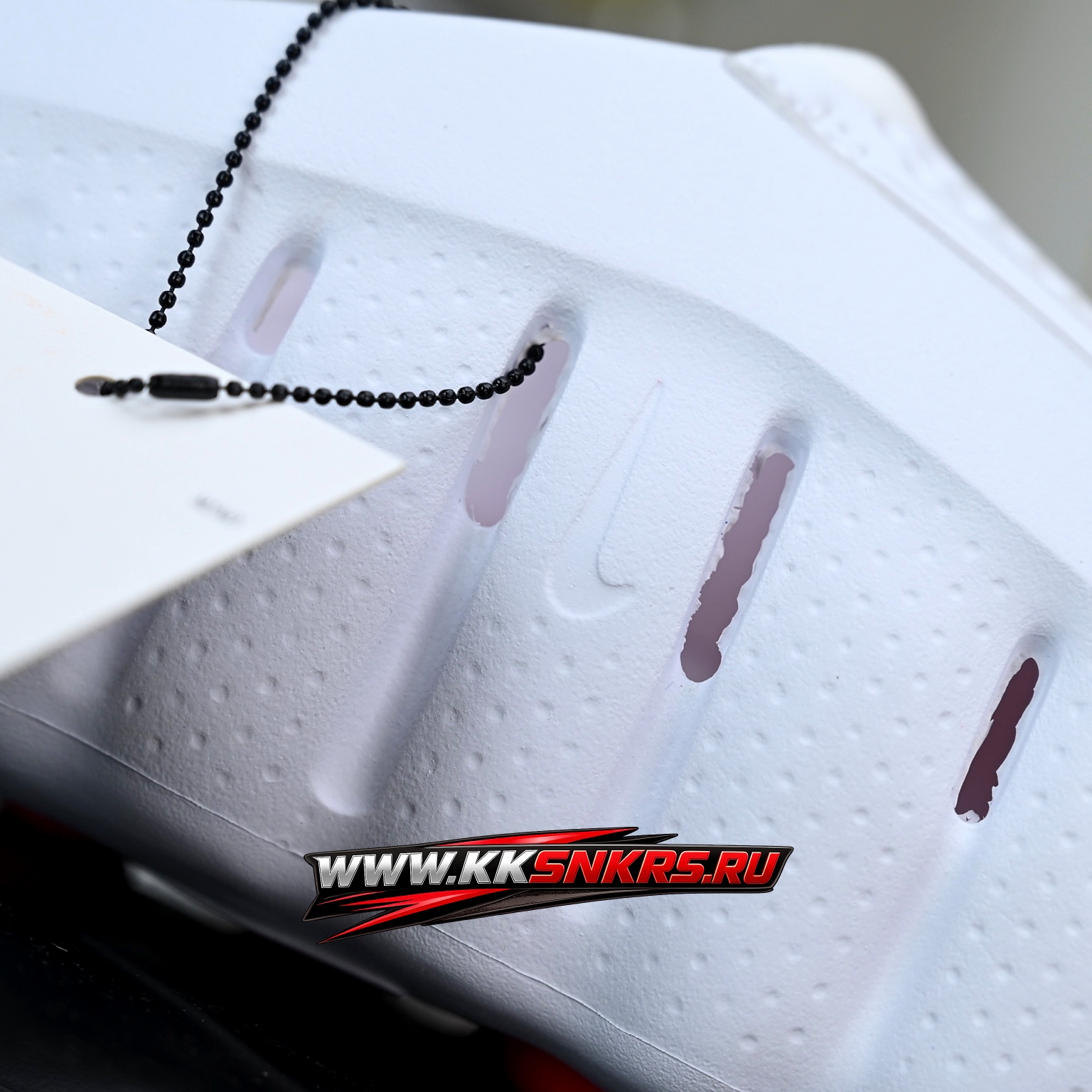 Nike Mind 001 White Obsidian Speed Red HQ4307-101