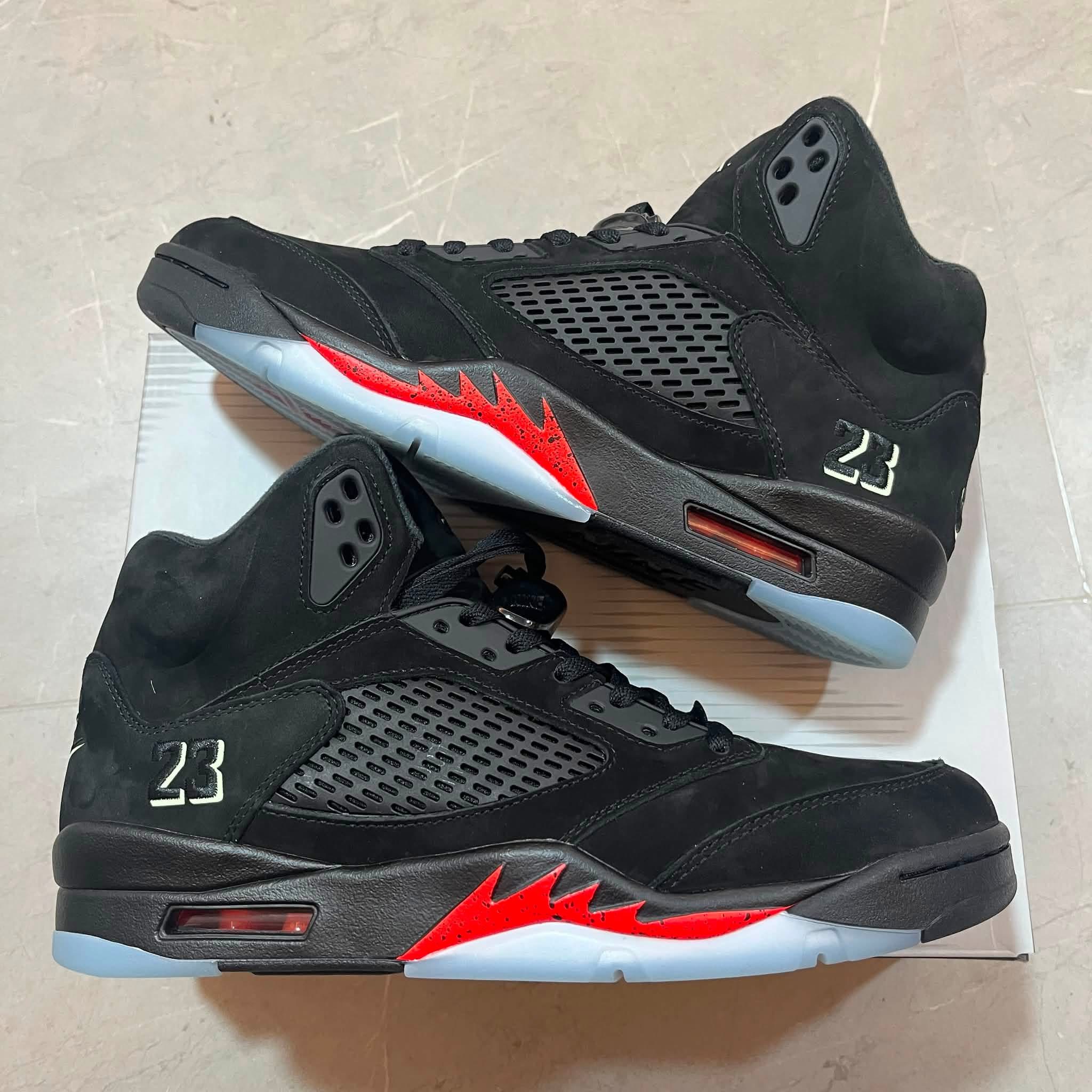 AIR JORDAN 5  HALLOWEEN