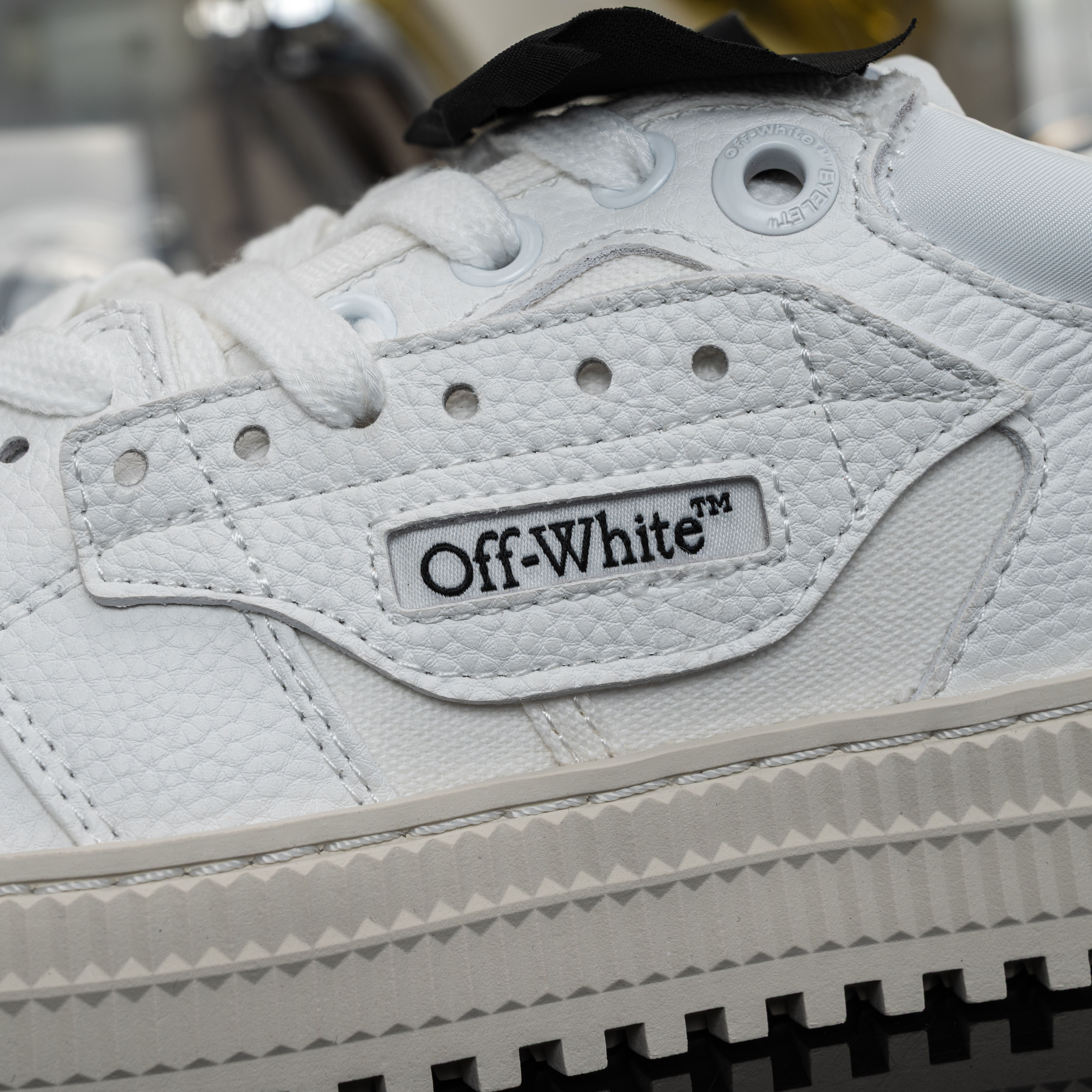 OFF-WHITE  Off Court OMIA29KC99LEA0010110