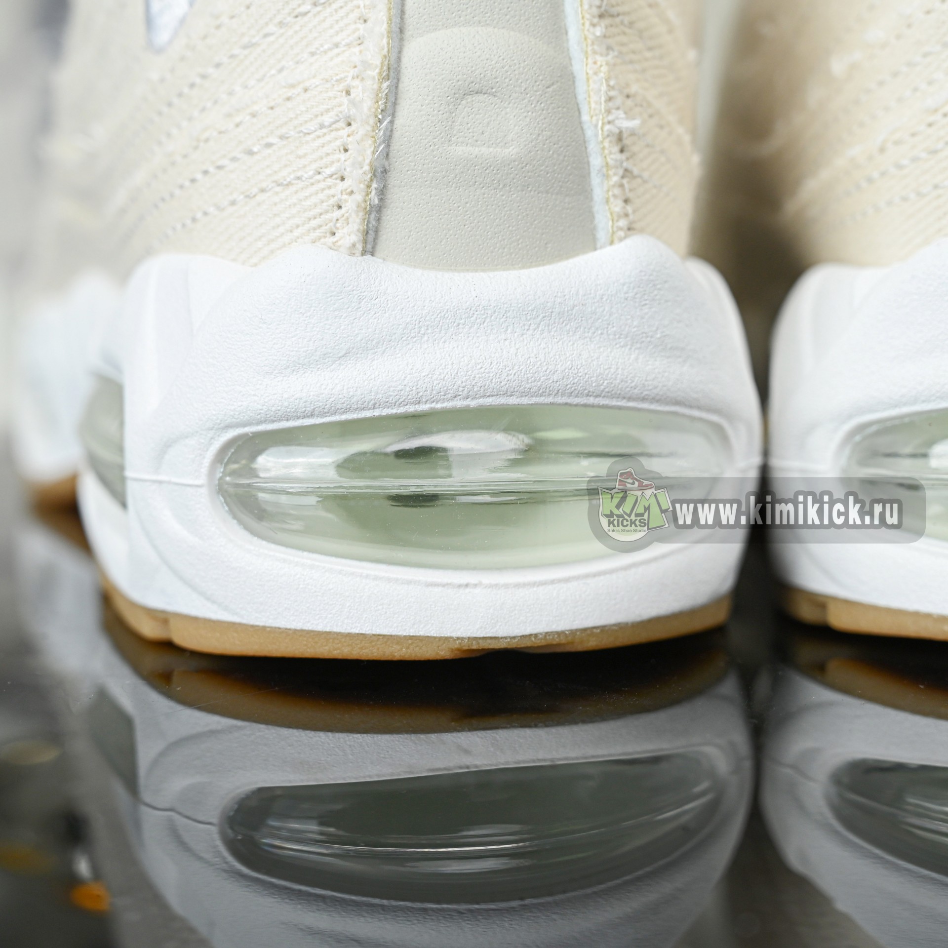 Levi's x Nike Air Max 95 