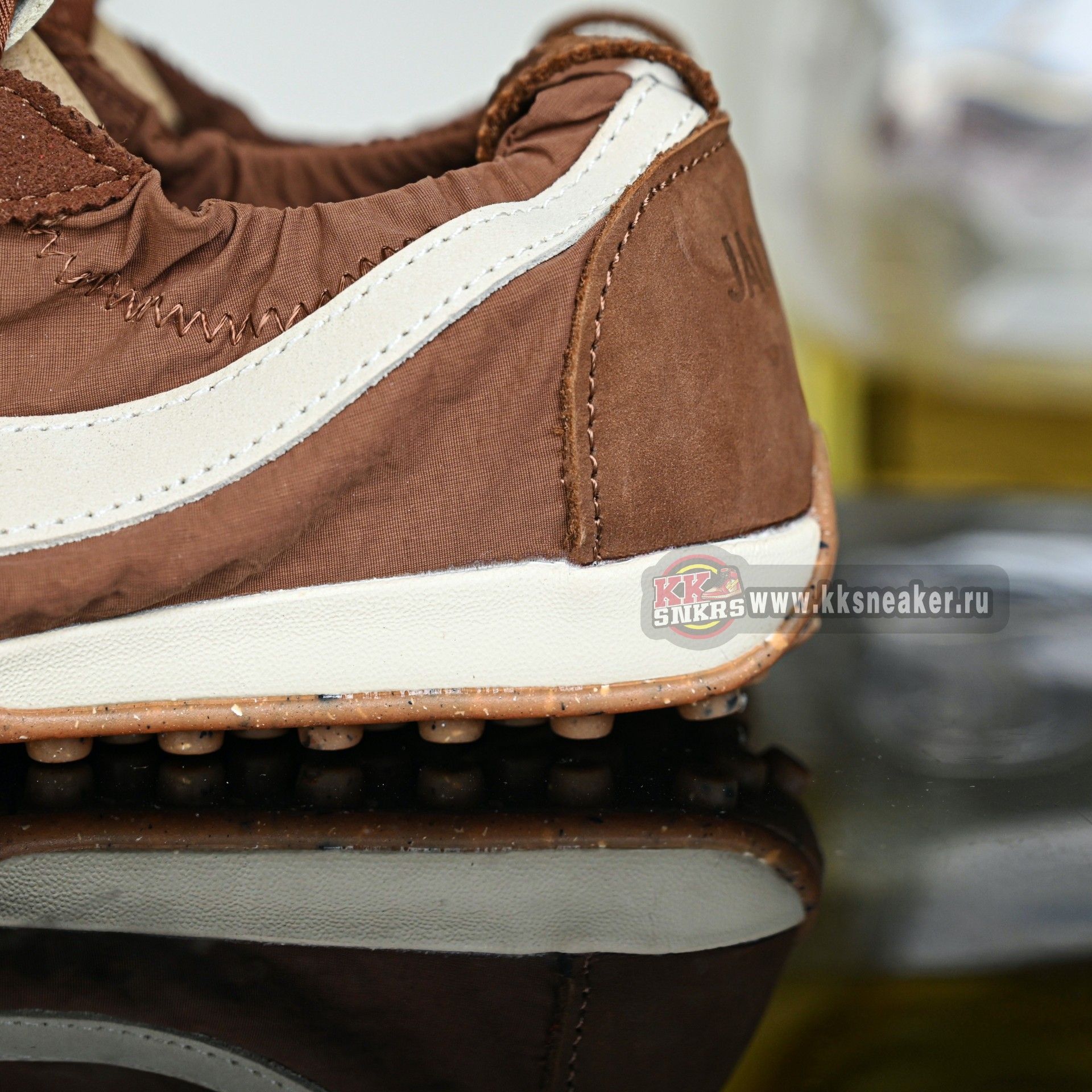 Nike x Jacquemus Moon Shoe SP HV8547-200