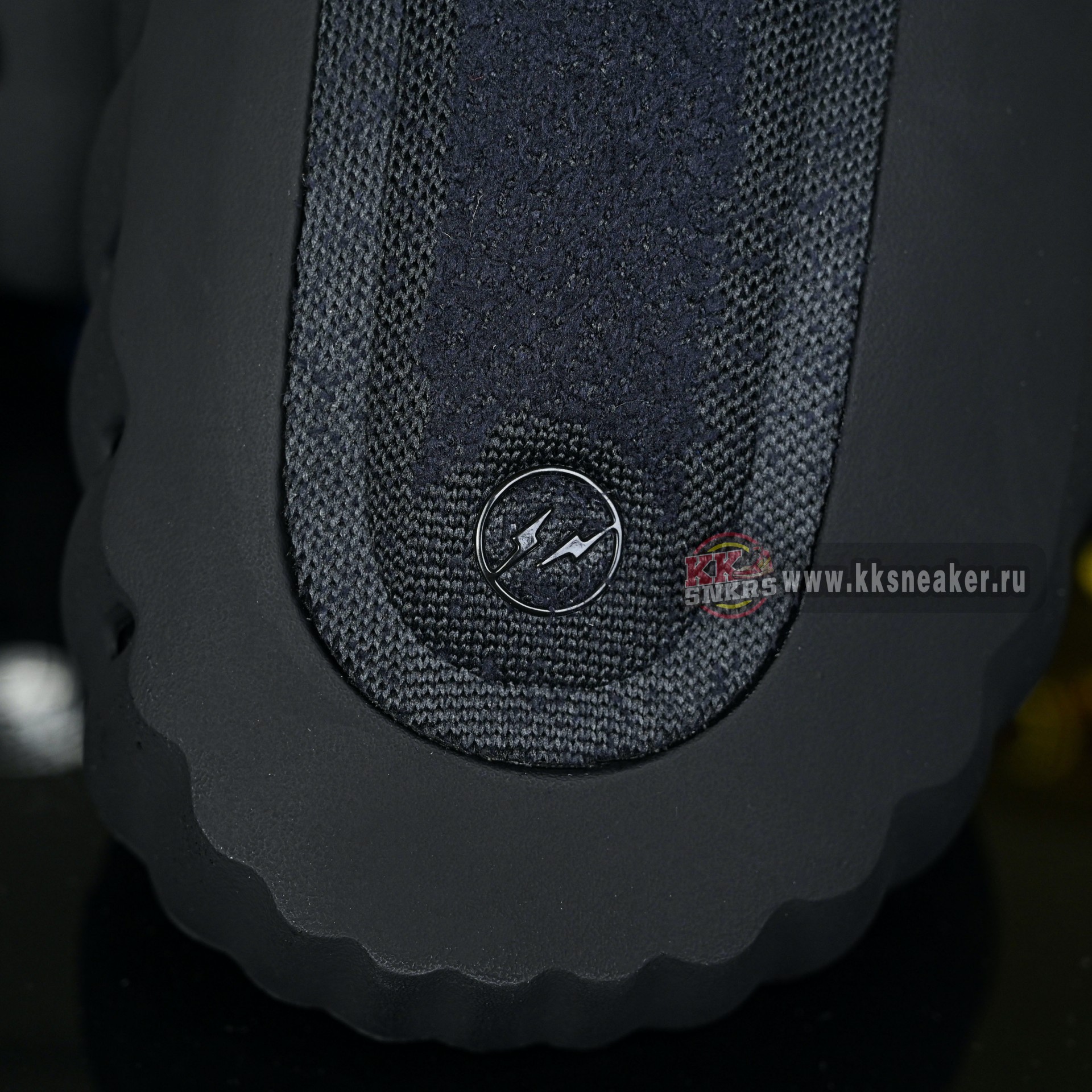 Nike x Fragment Design Mind 001  IQ8502-001