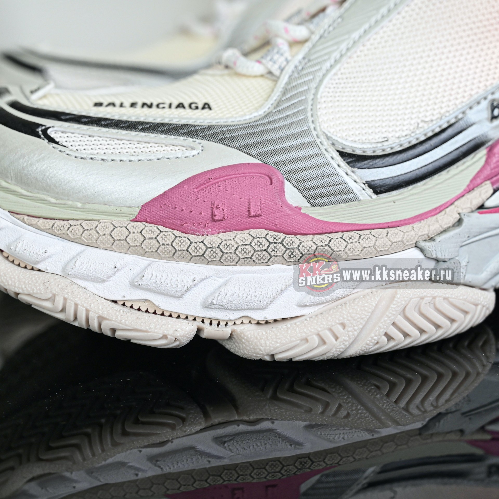 Balenciaga Triple S.2 Gradient