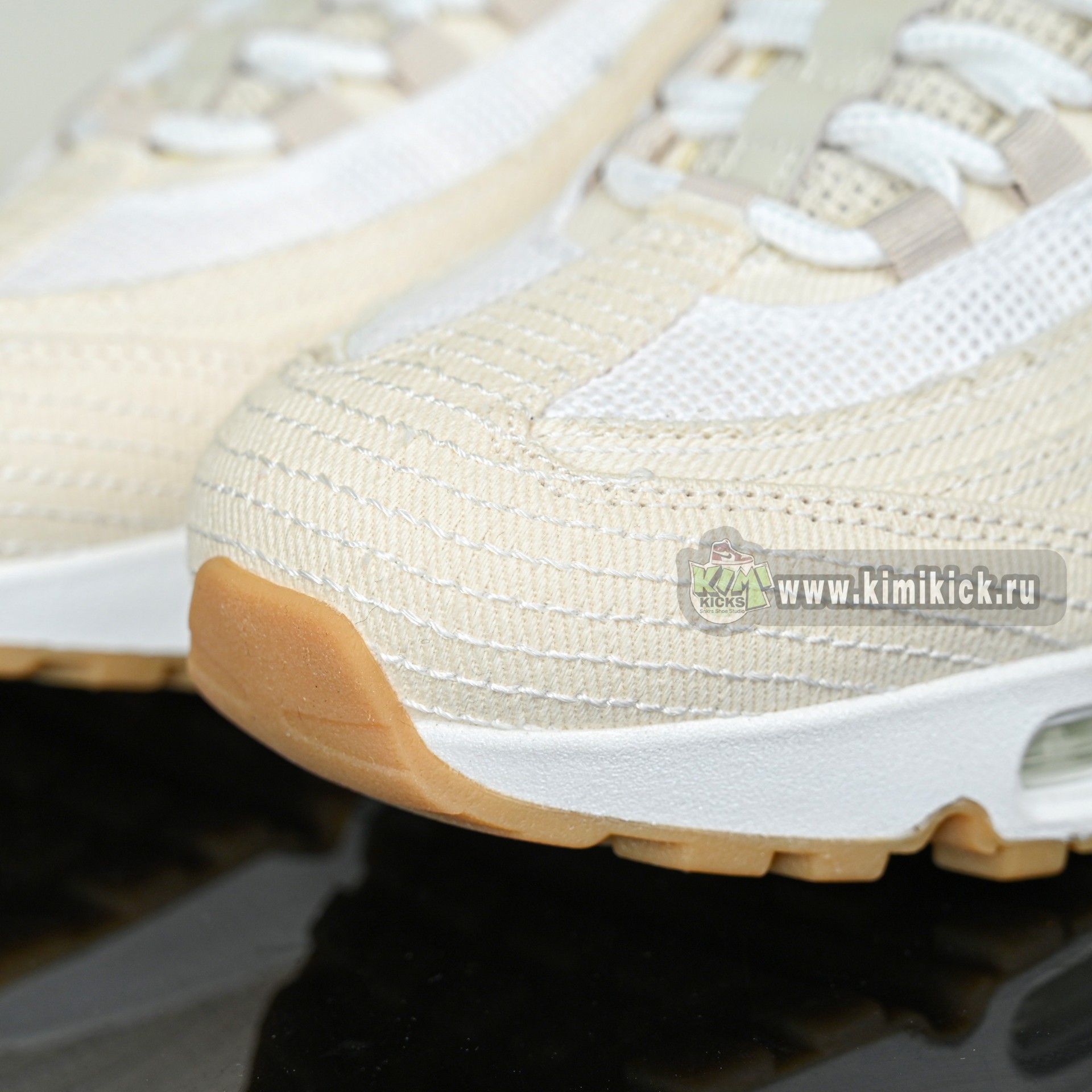 Levi's x Nike Air Max 95 