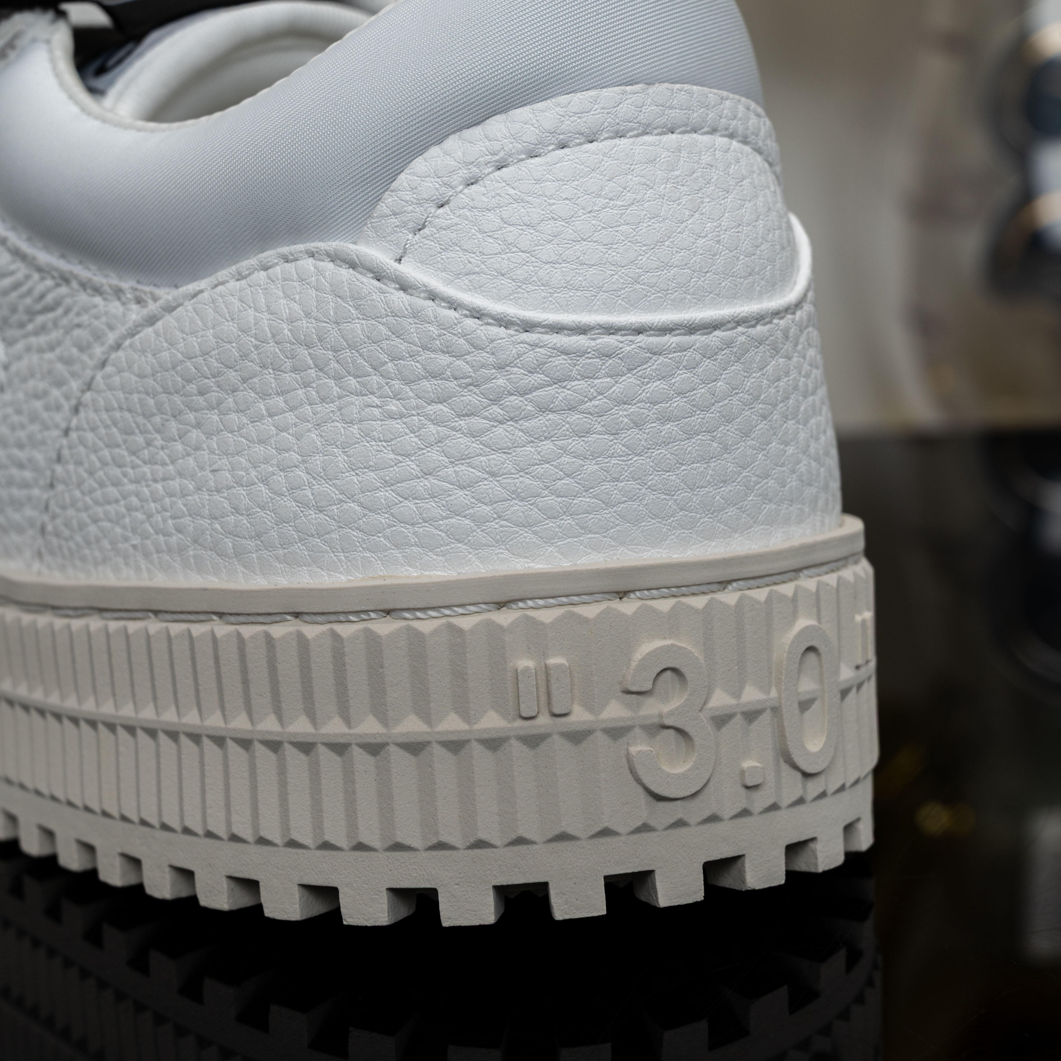 OFF-WHITE  Off Court OMIA29KC99LEA0010110