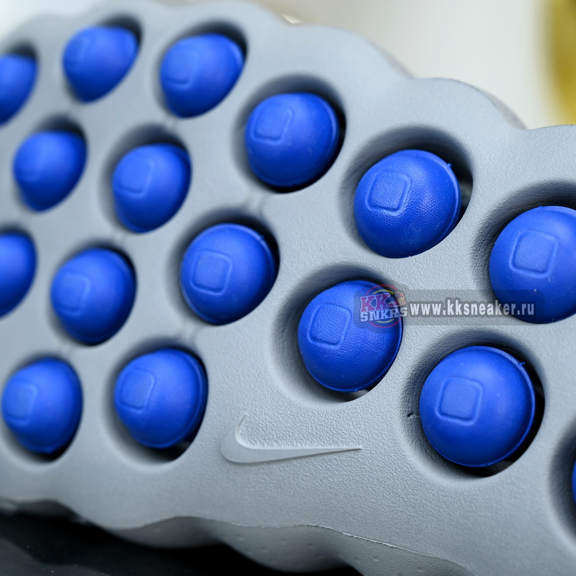 Nike x FRAGMENT Mind 002  IQ8504-001