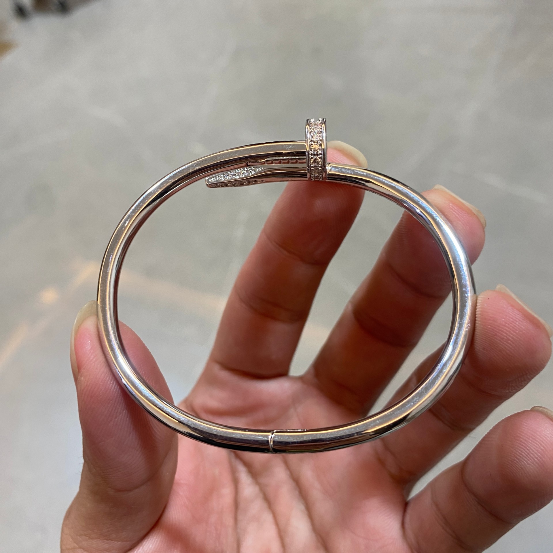 CARTIER JUSTE UN CLOU