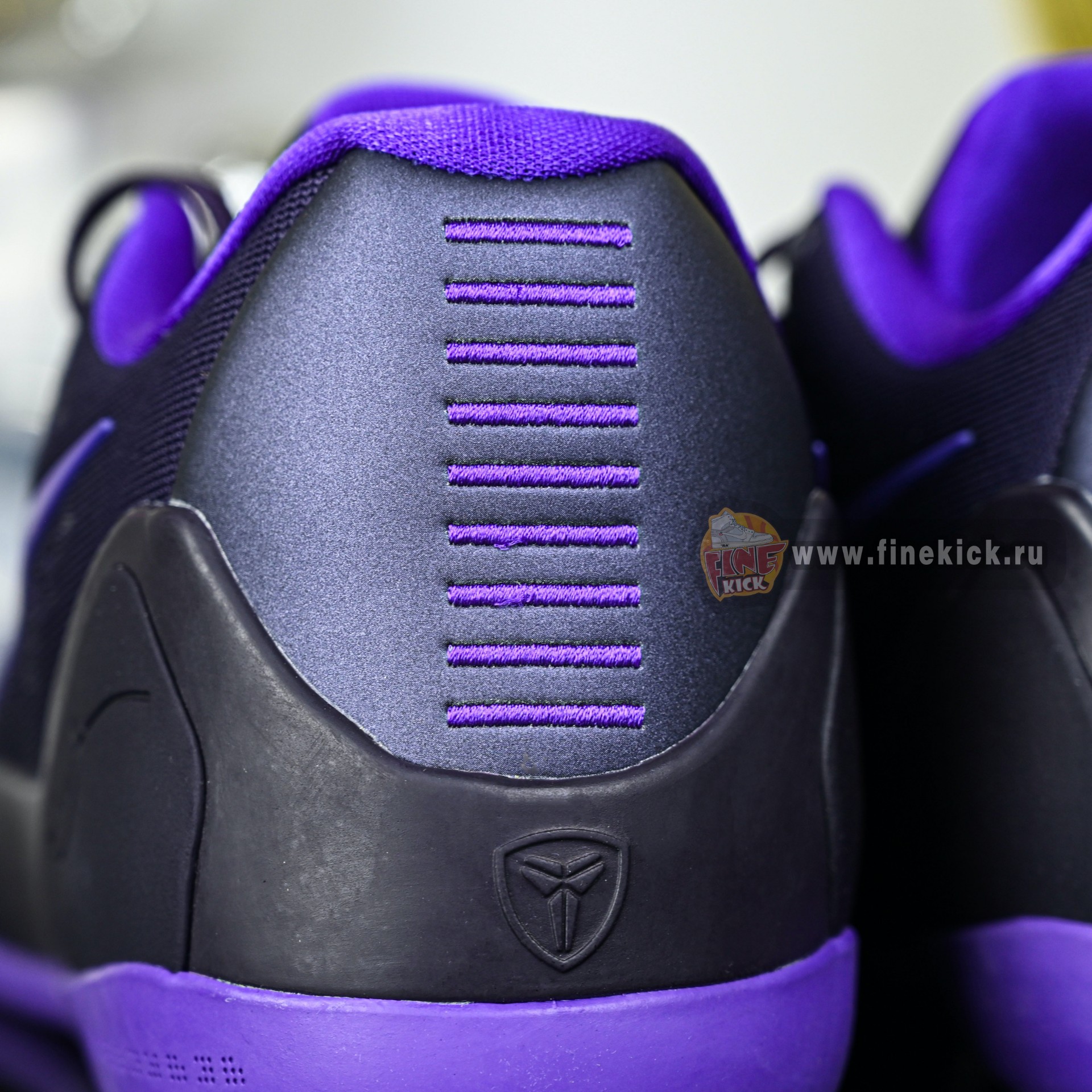 Nike Kobe 9 Elite Low EM Protro