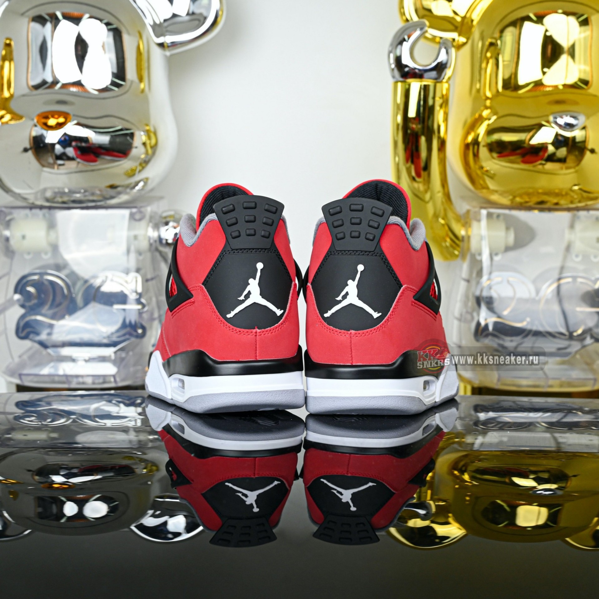 Air Jordan 4 