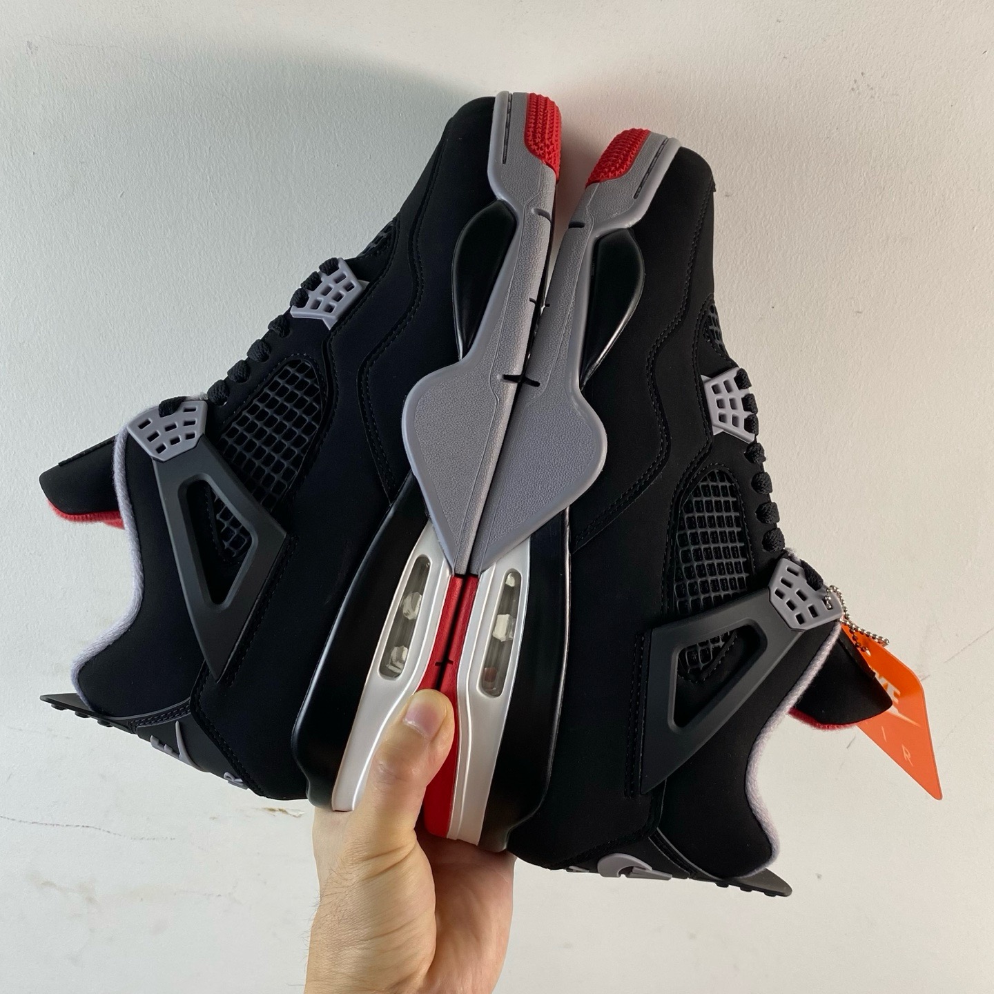AIR JORDAN 4 RETRO OG 'BRED' 2026 IX8180-001