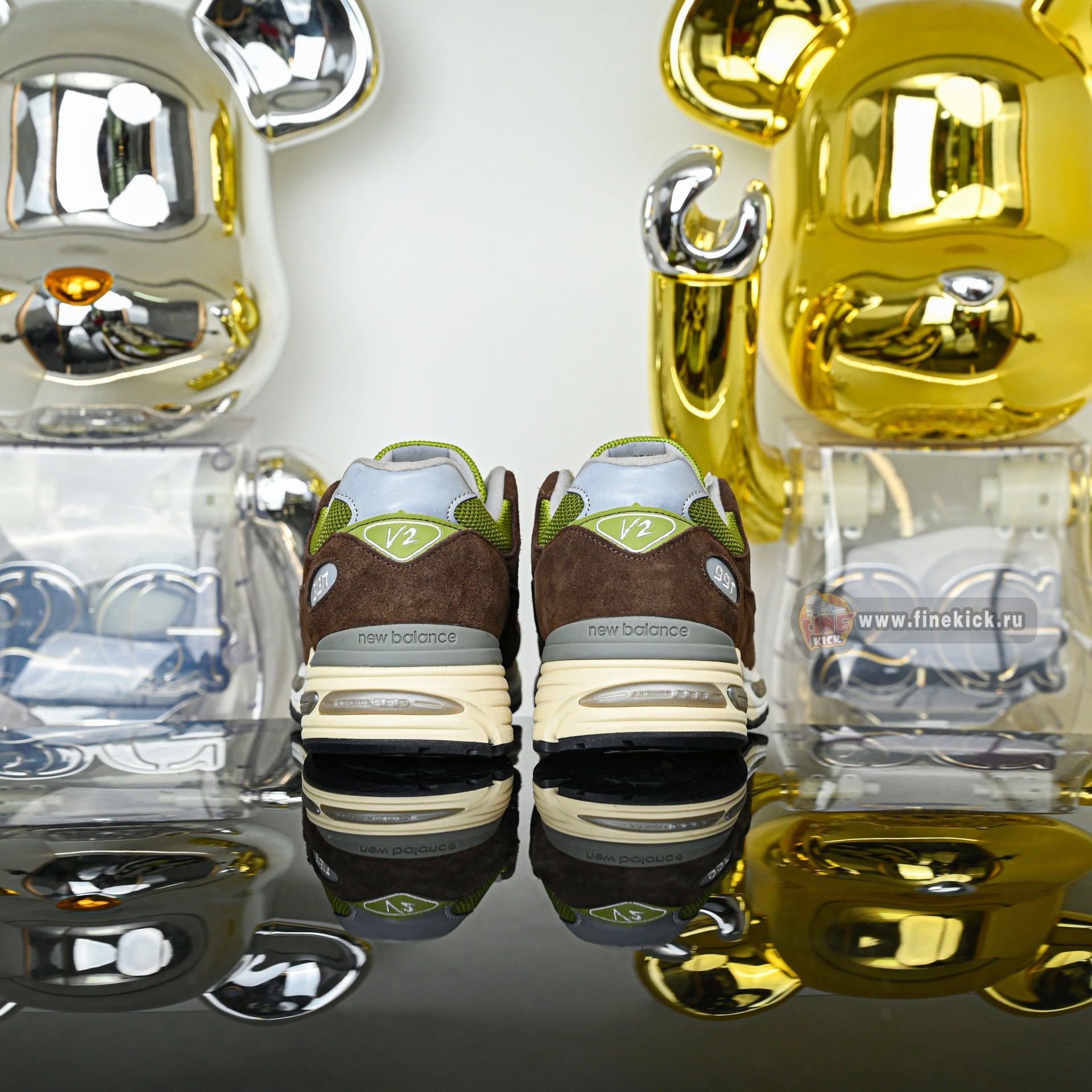 KITH x Danielle Cathari x New Balance NB 991 V2 Reverse Matcha  991CK2