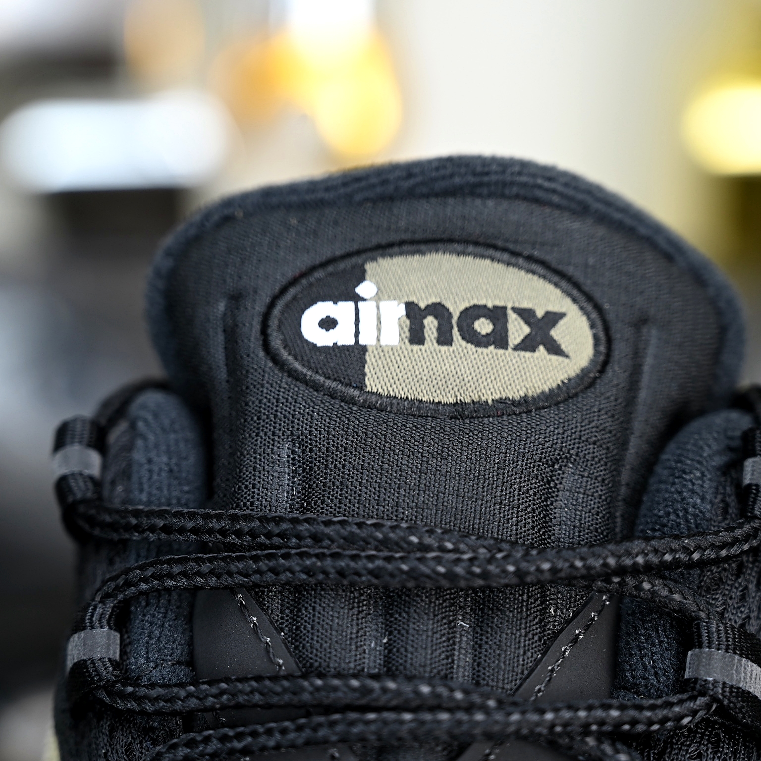 Nike Air Max 95 x Undefeated “Black Olive” IB4523-200