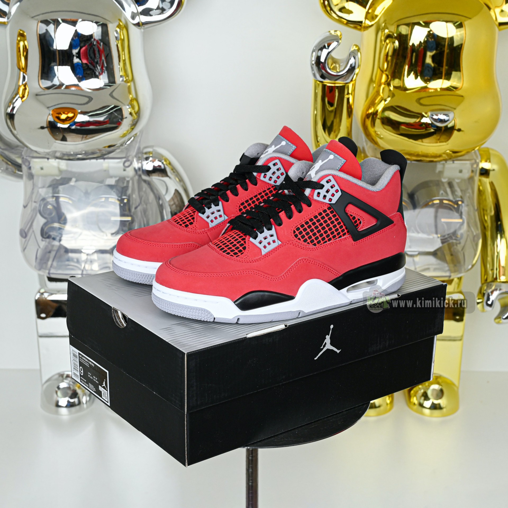 Air Jordan 4 