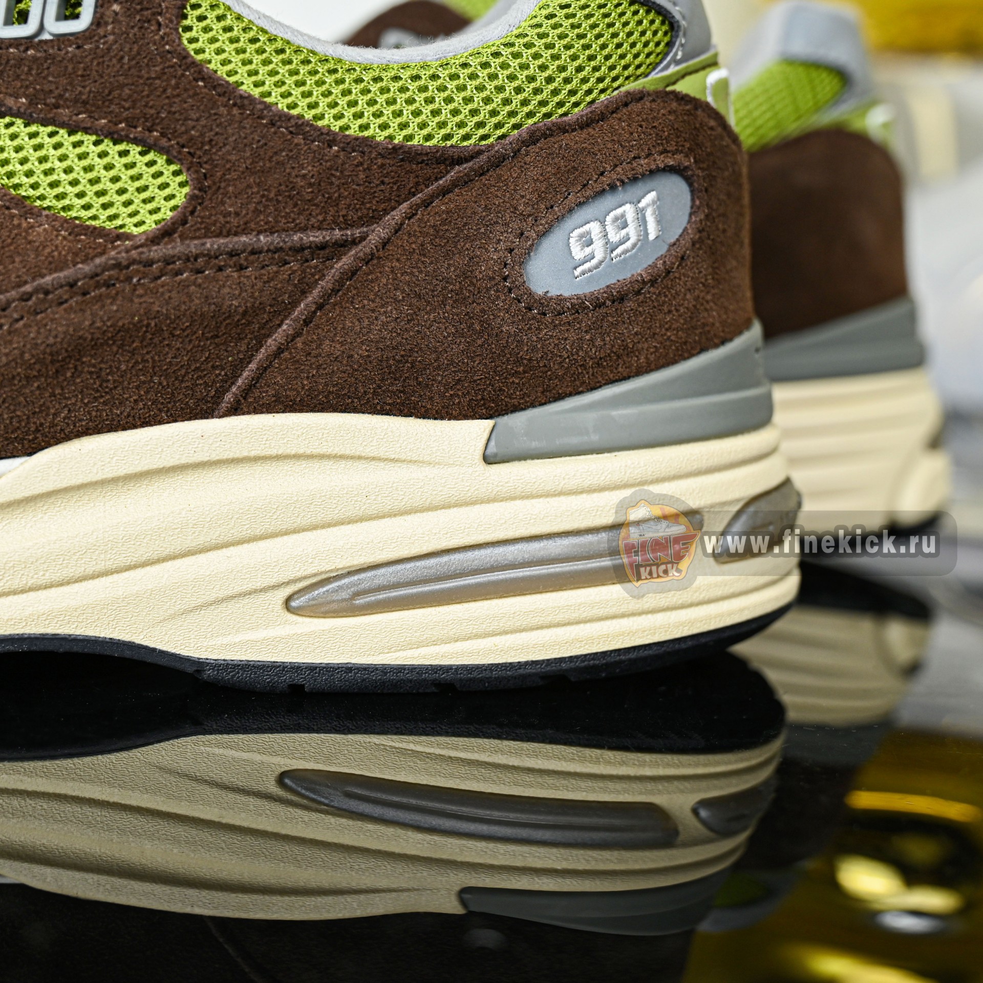 KITH x Danielle Cathari x New Balance NB 991 V2 Reverse Matcha  991CK2