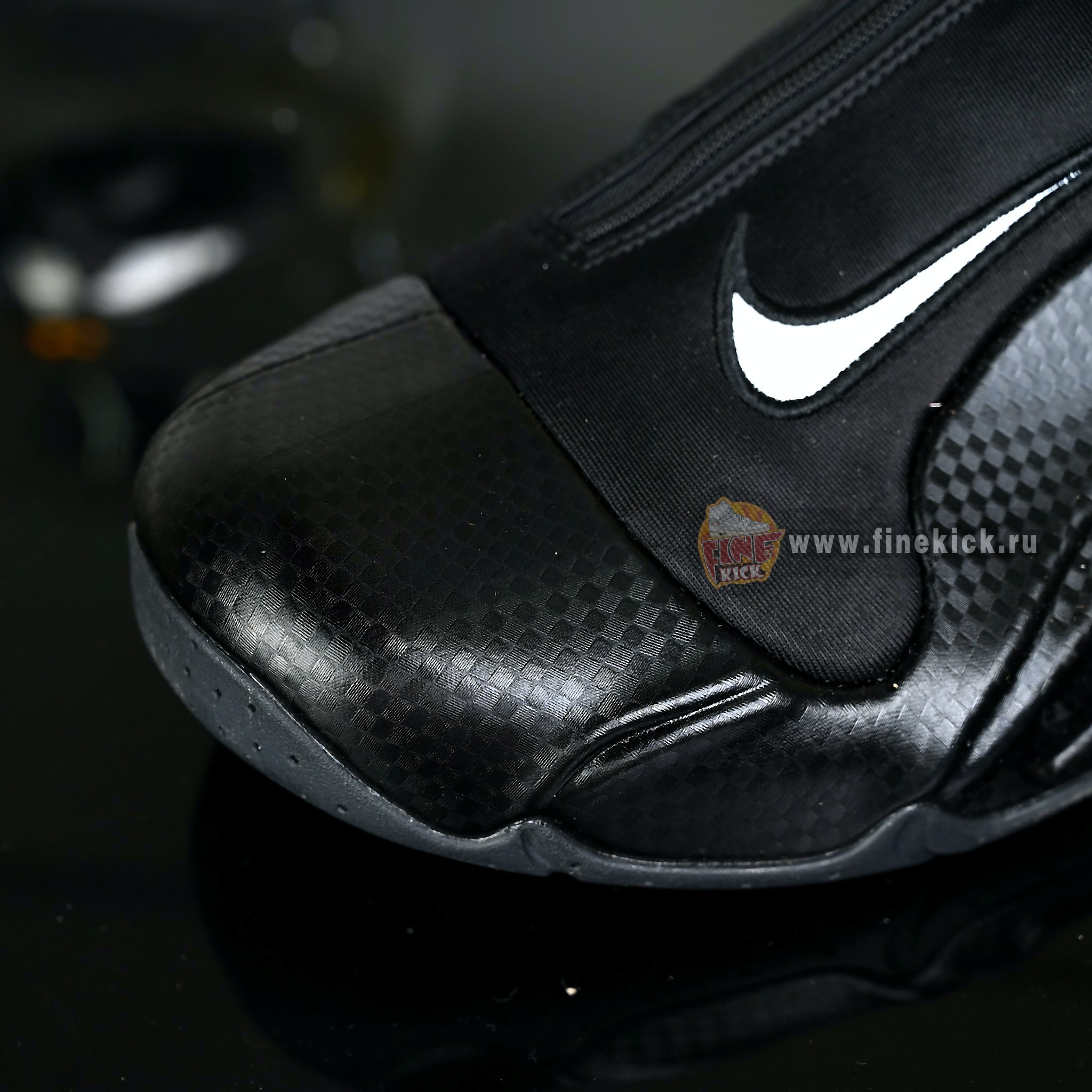 Nike Air Flightposite 2014 “Carbon Fiber Black” 642307-001