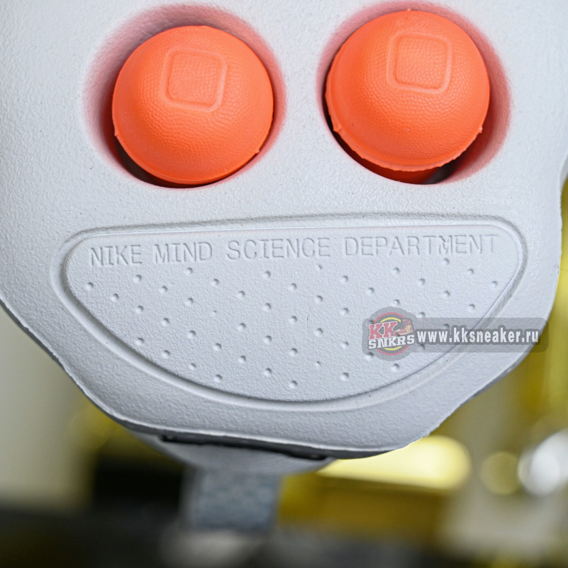 Nike Mind 002 HQ4308-003