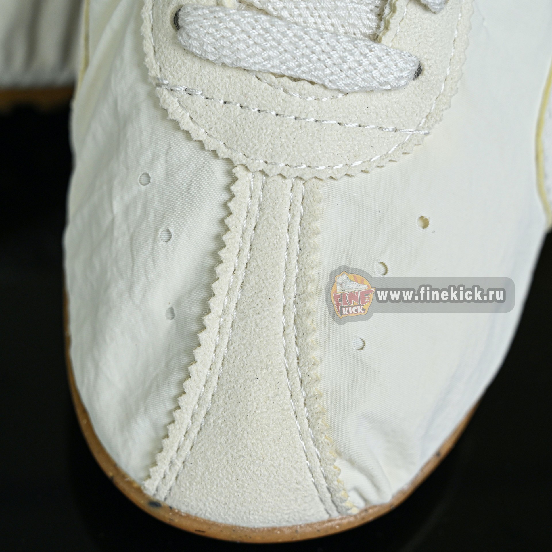 Nike x Jacquemus MOON SHOES  HV8547-002