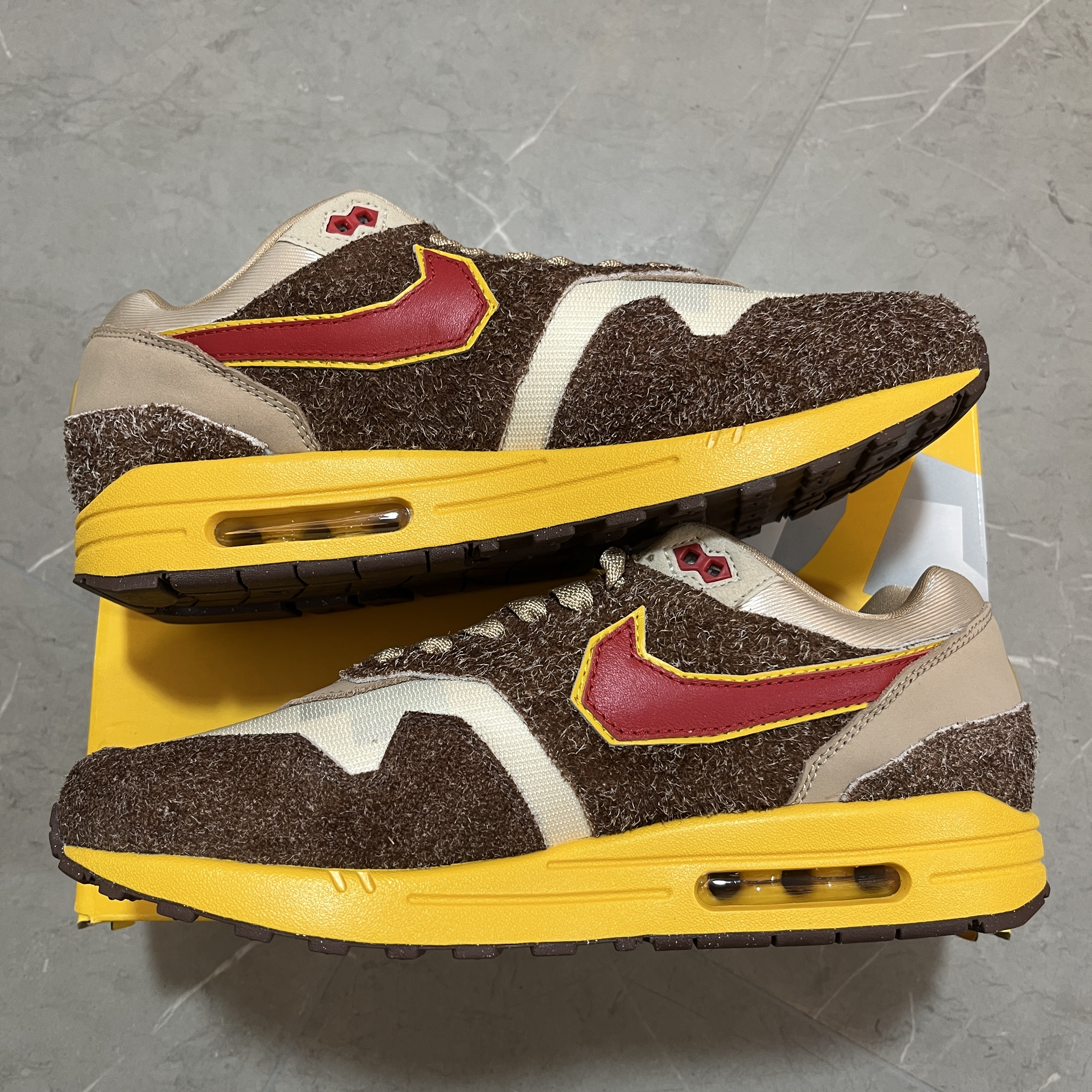 SWOOSH x  Nike Air Max 1 “Big Head Origins”