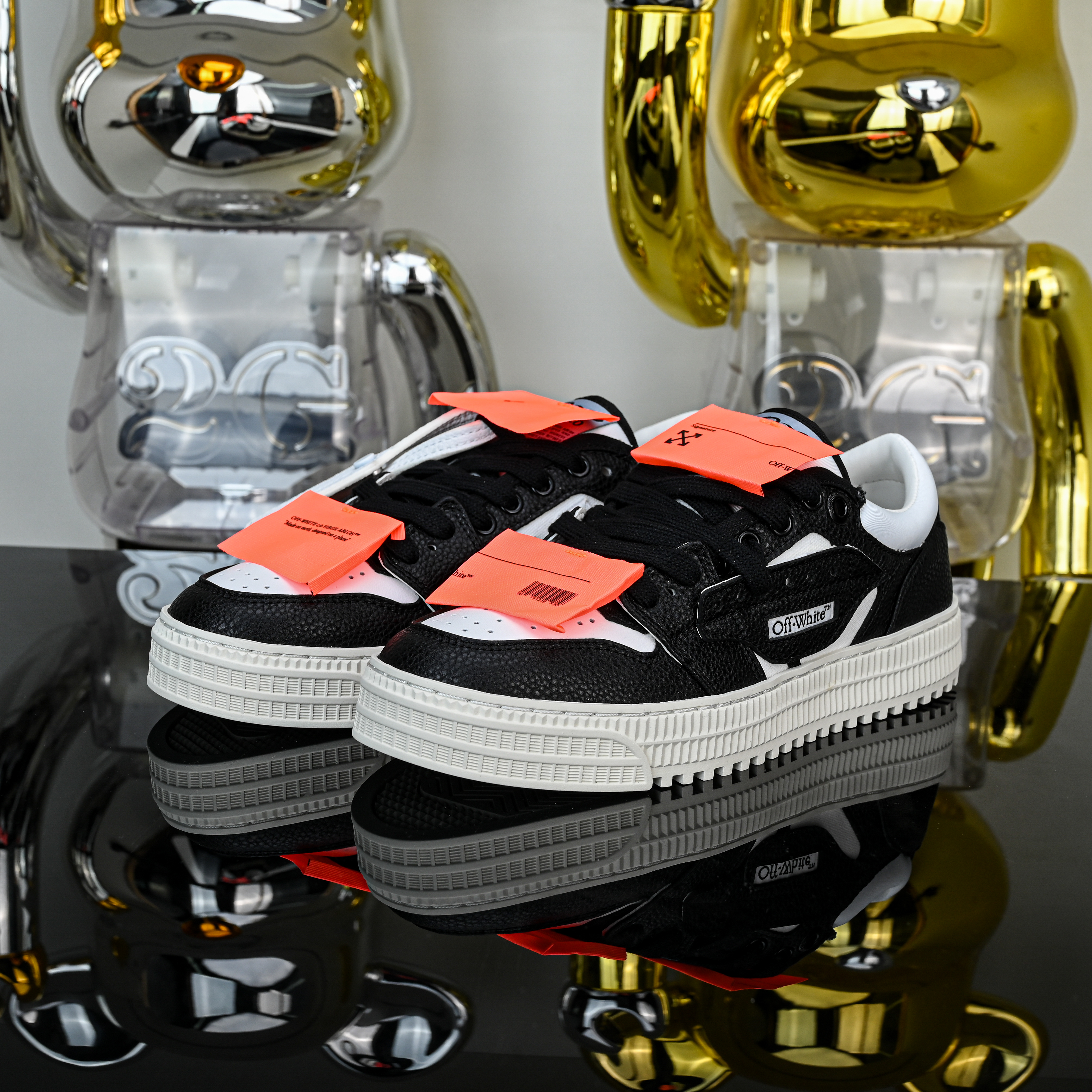 OFF-WHITE 3.0 Off Court OMIA29KS26LEA0010110