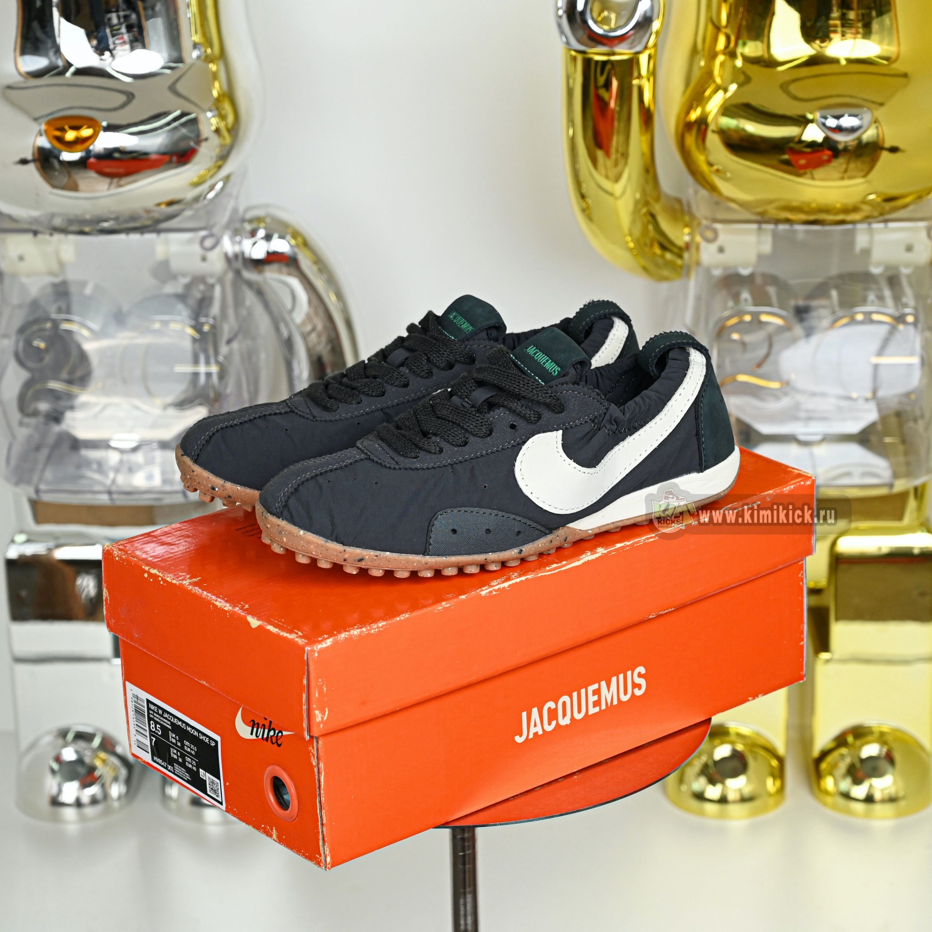 Nike x Jacquemus  HV8547-001