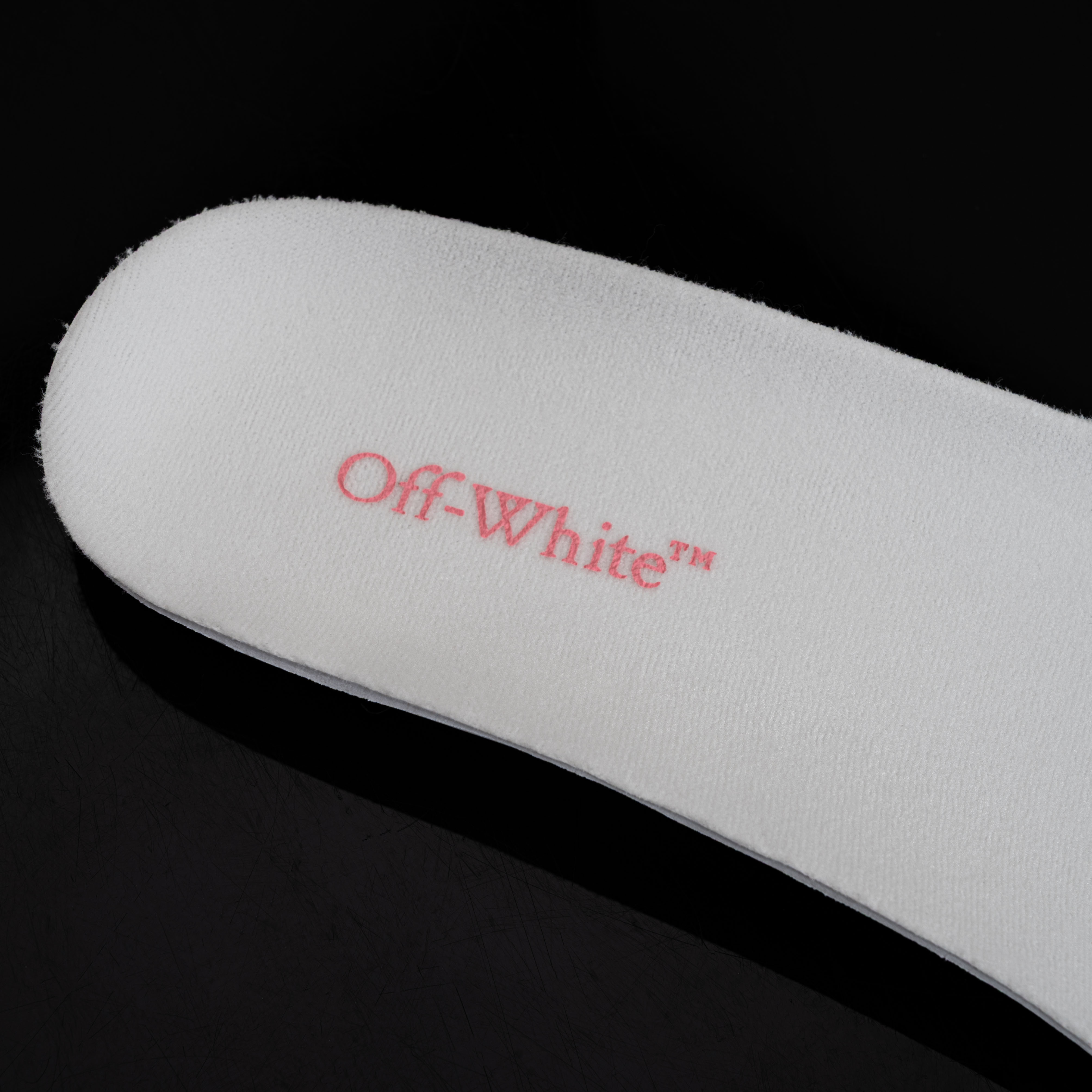 OFF-WHITE Be Right Back OWIA289S26FAB001013C