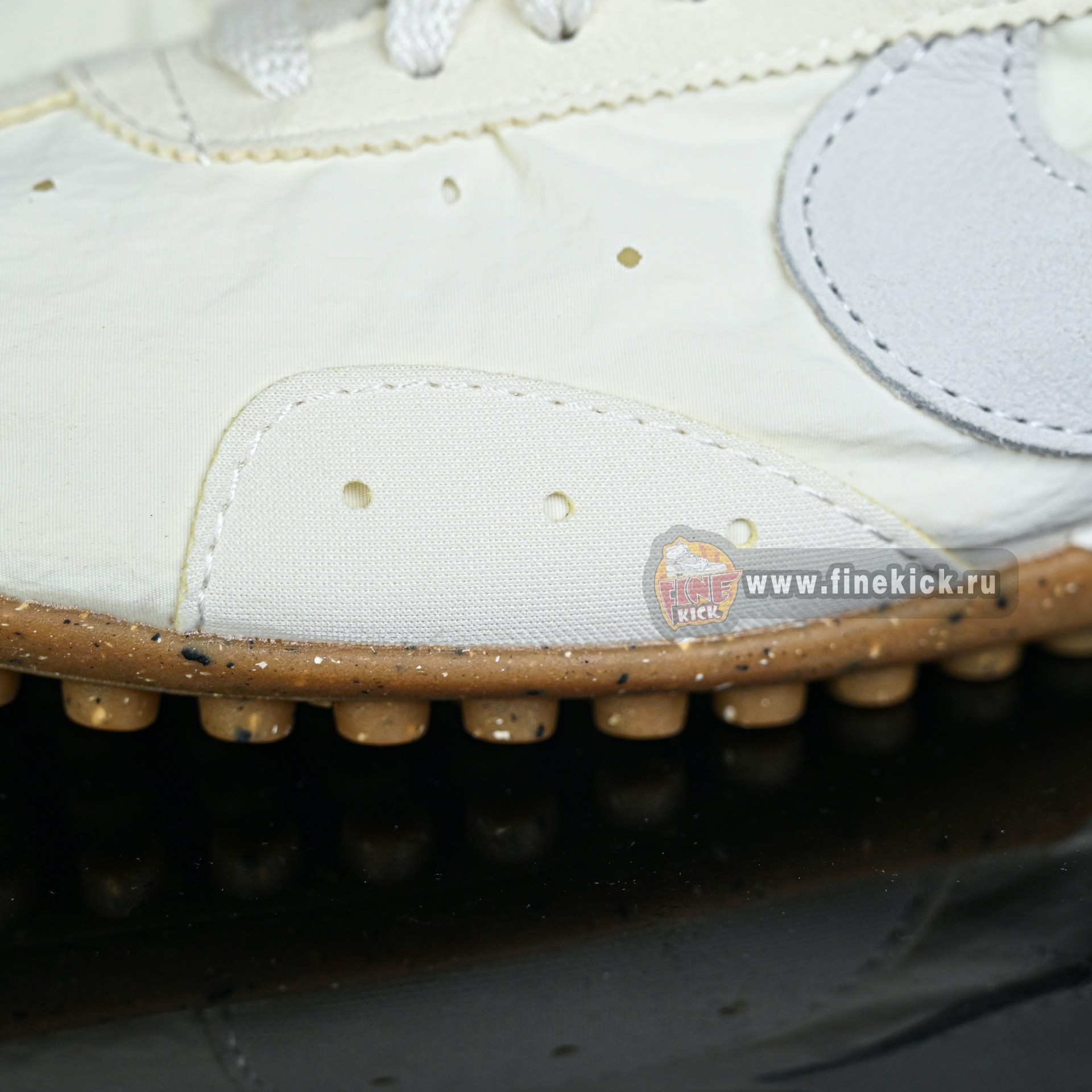 Nike x Jacquemus MOON SHOES  HV8547-002