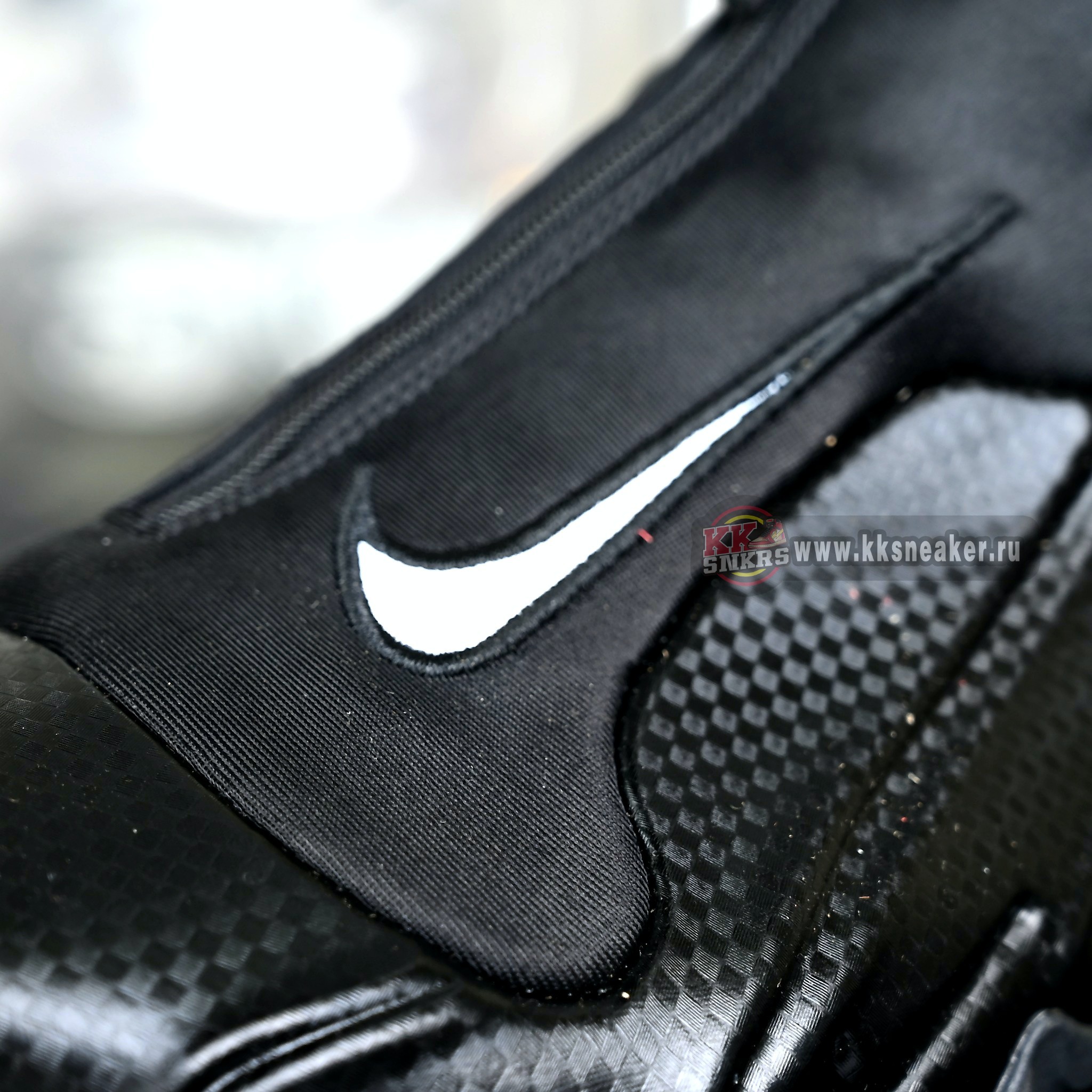 Nike Air Flightposite 2014 “Carbon Fiber Black” 642307-001