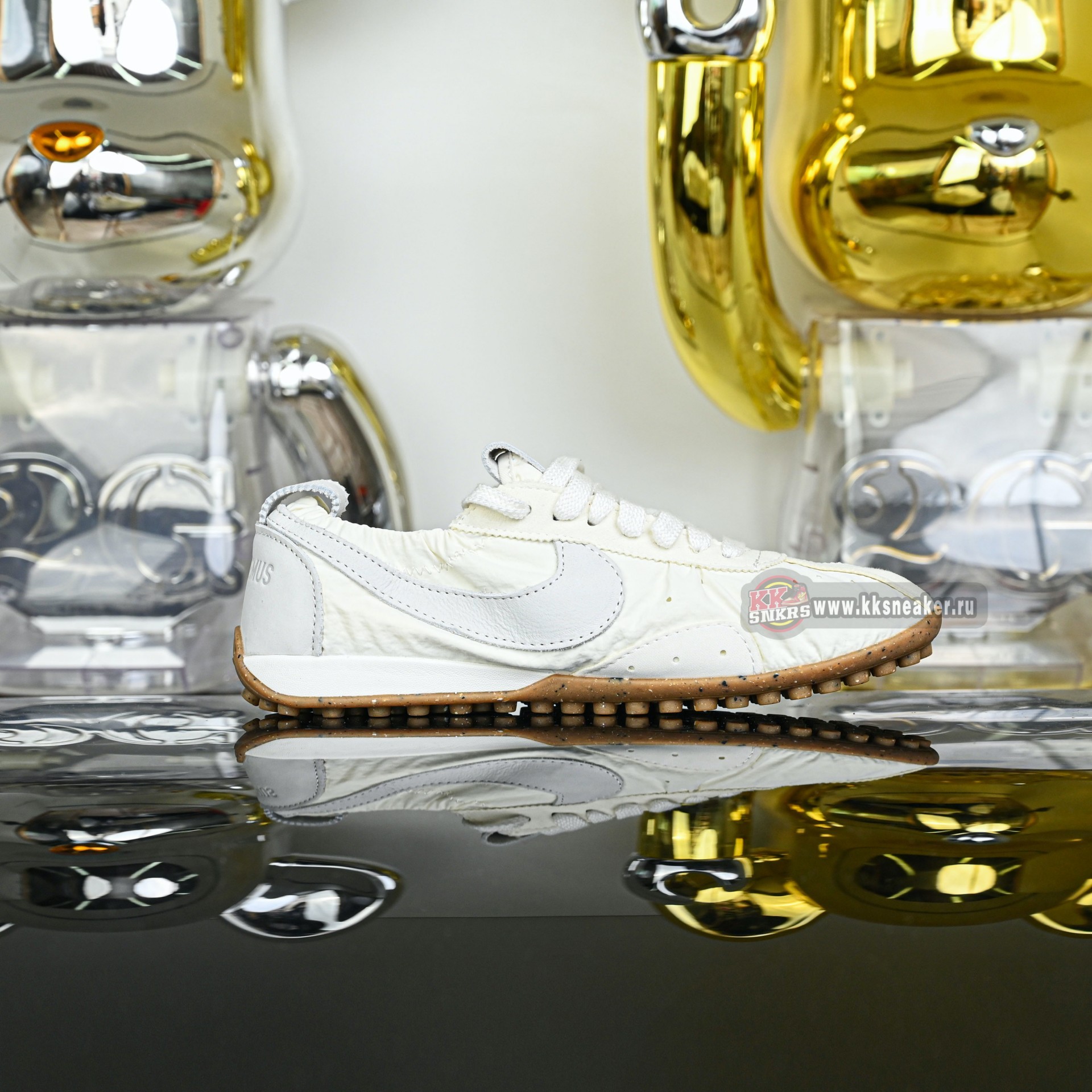 Nike x Jacquemus MOON SHOES  HV8547-002