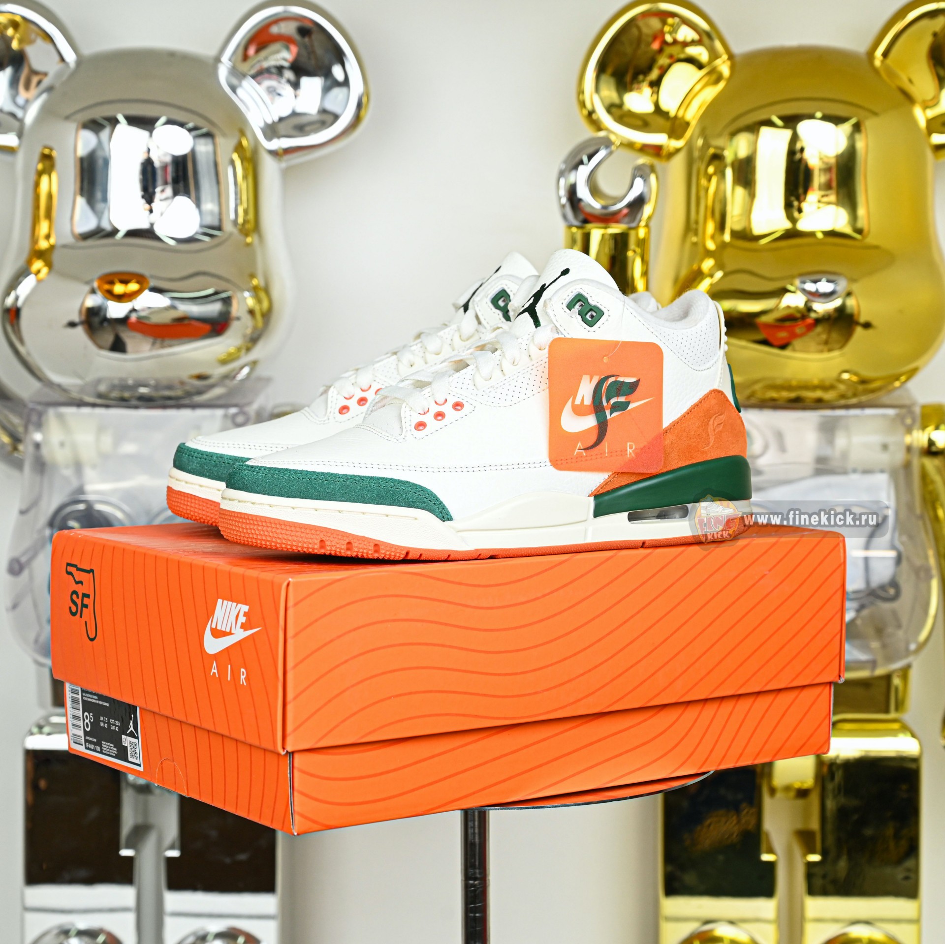 Solefly x Air Jordan 3  IF4491-100