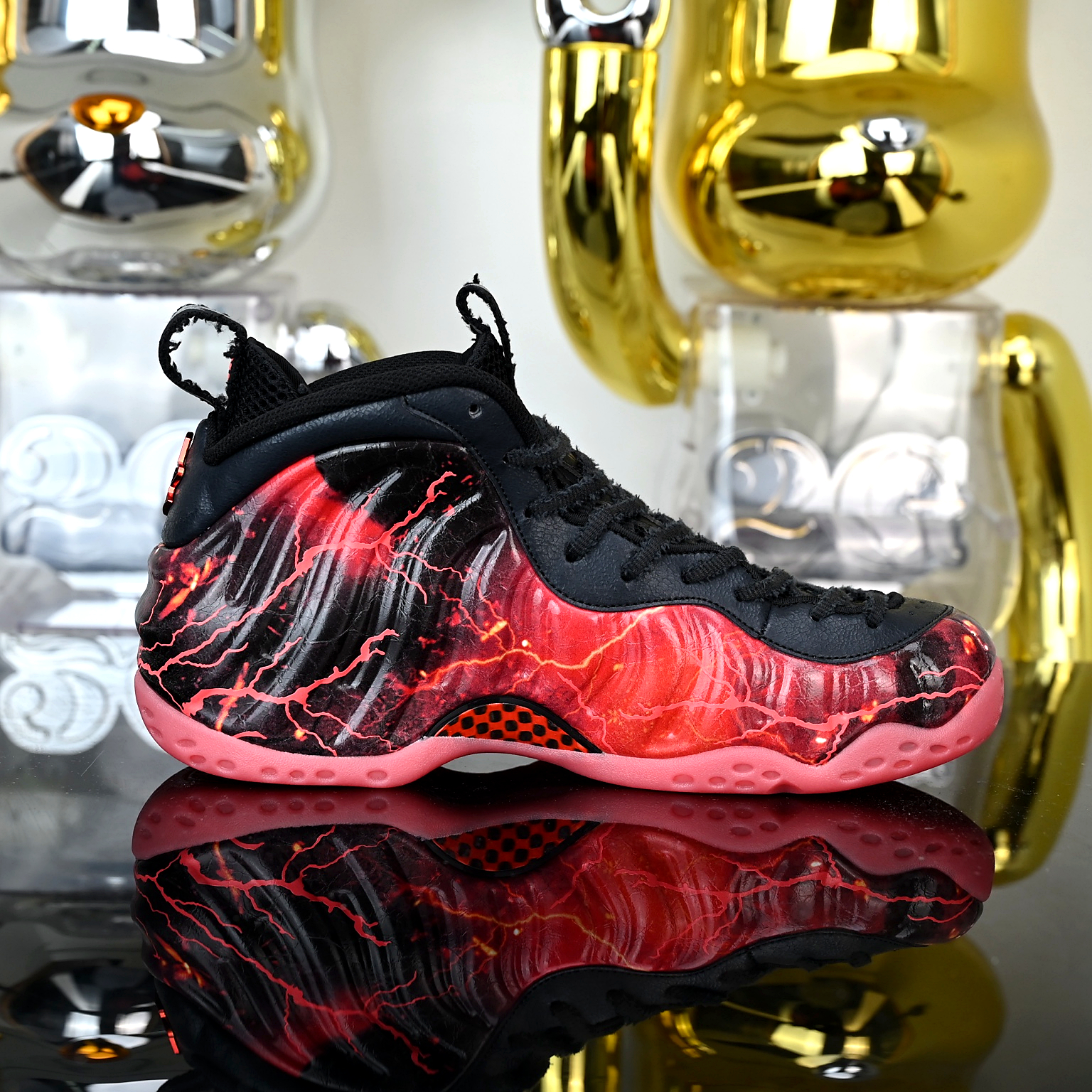Nike Air Foamposite One Premium x Stranger Things “Mind Flayer”