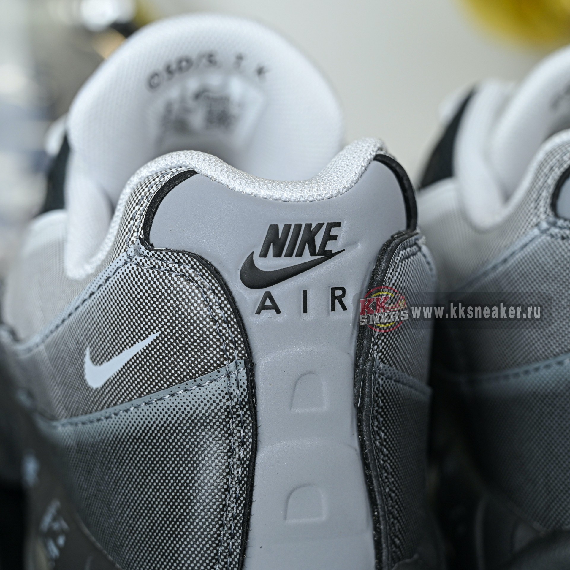 Yu-Gi-Oh! x Nike Air Muscle 95 II7404-100