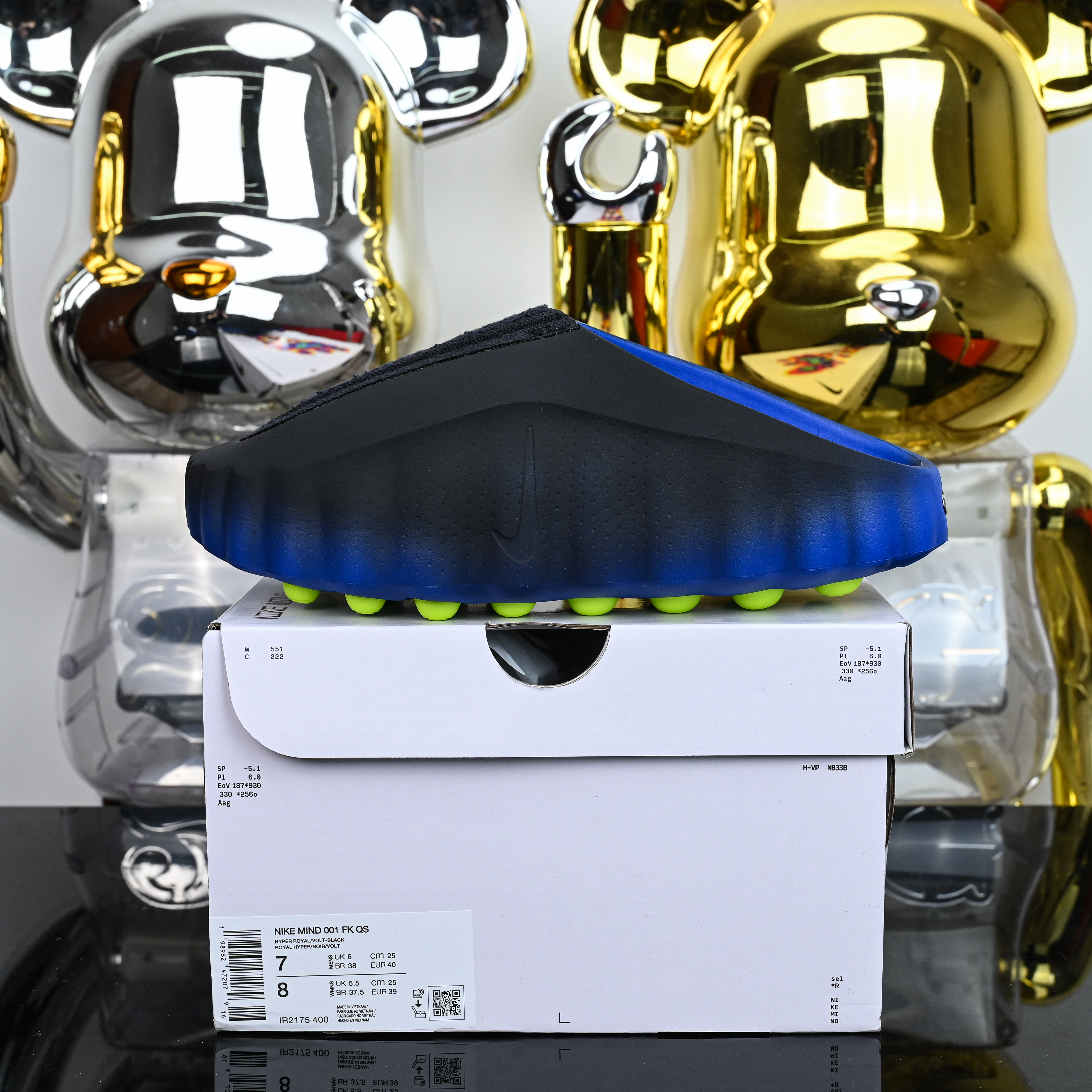 NIKE SHOE