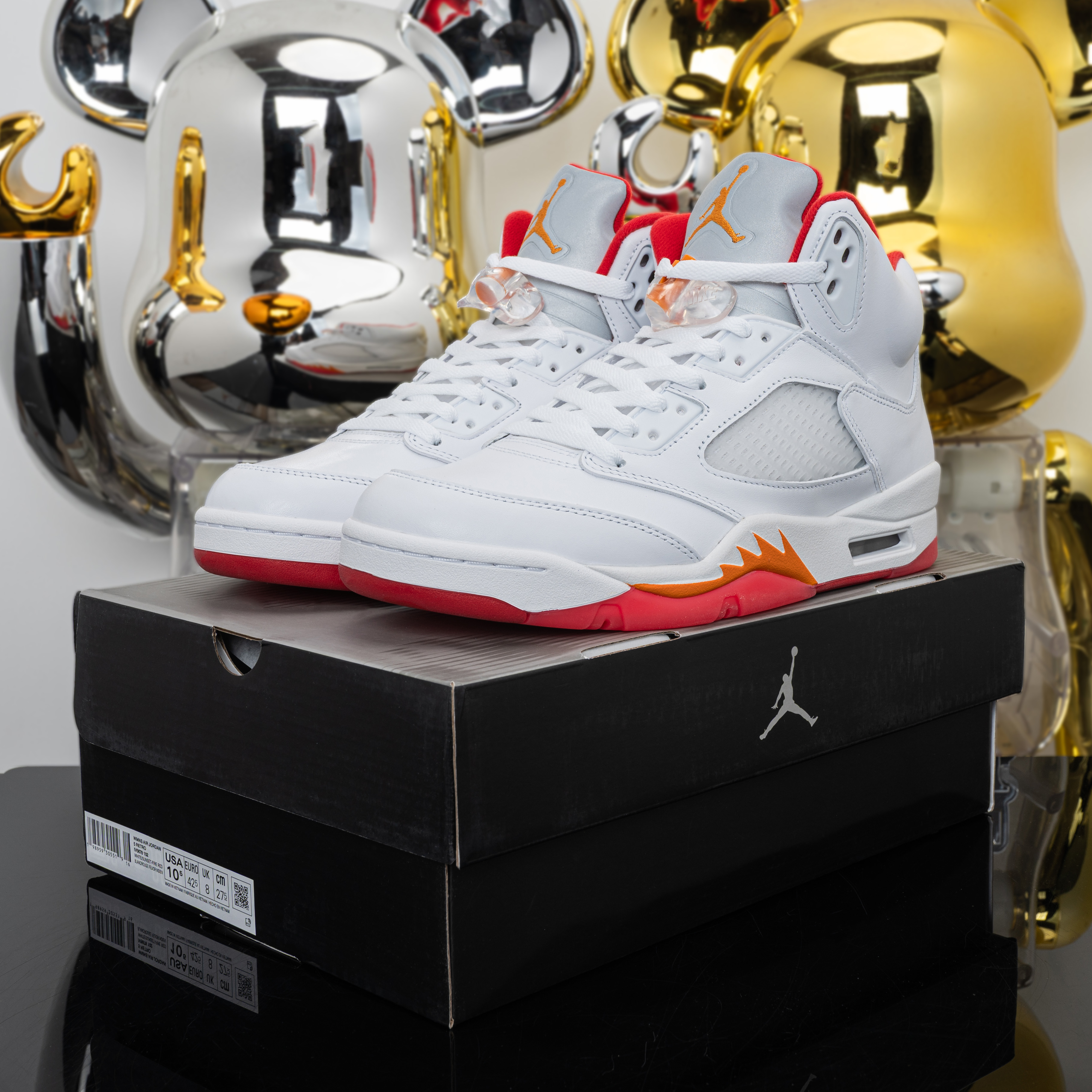 Air Jordan 5 Retro  IV5678-102