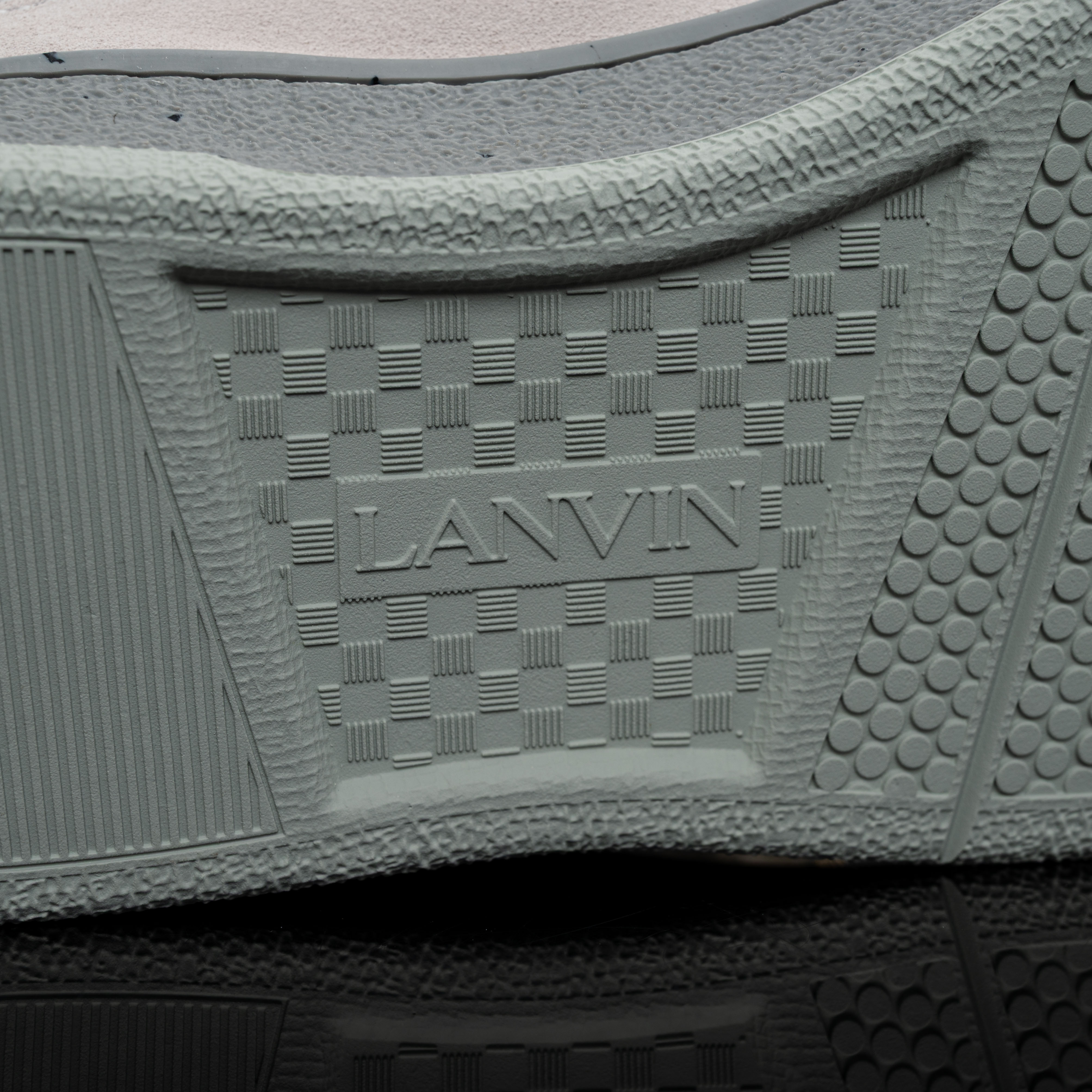 Lanvin Curb Sneakers FW-SKDK11-DOTS-P231300