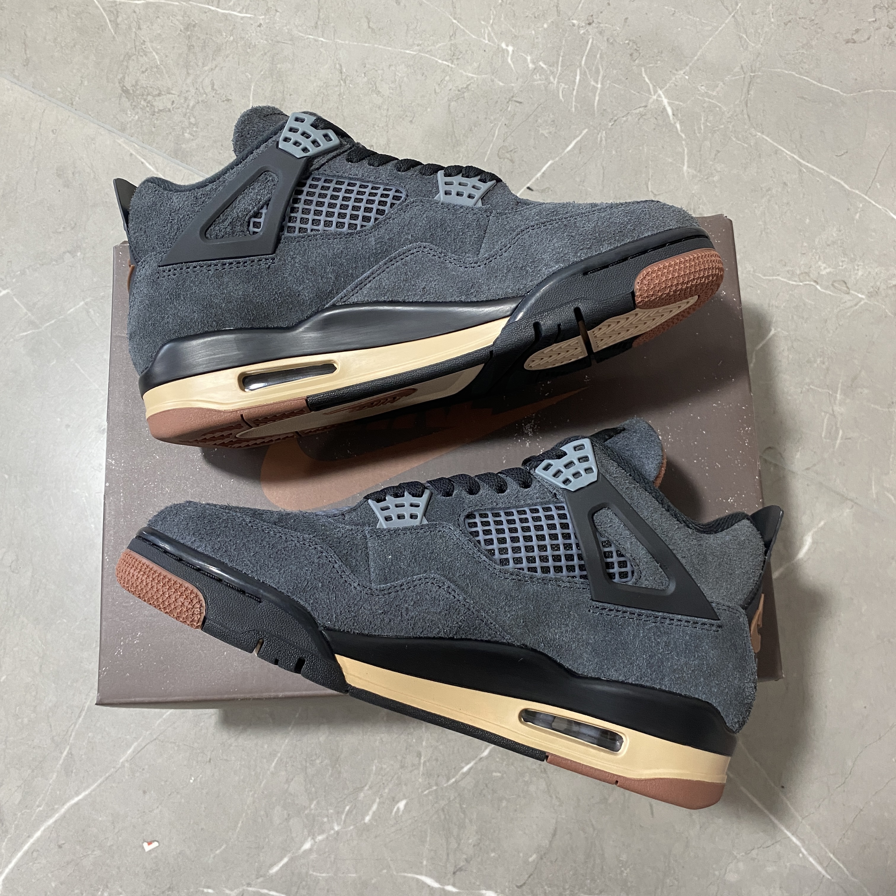 Jordan 4 “LONDON IV6048-001