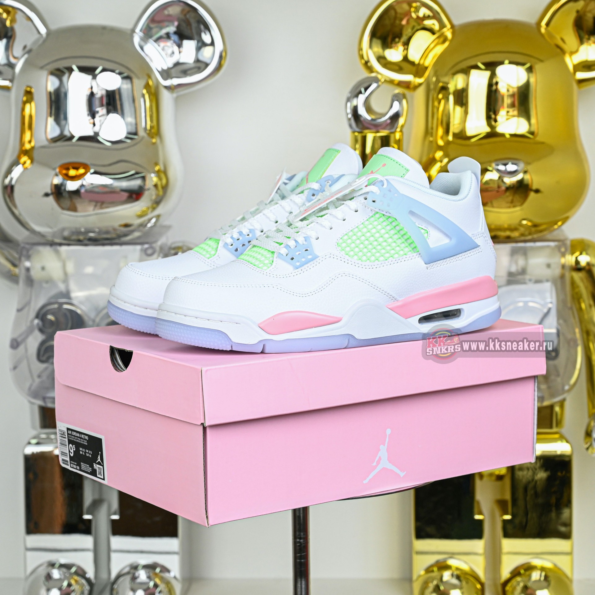 Air Jordan 4 Retro Valentine