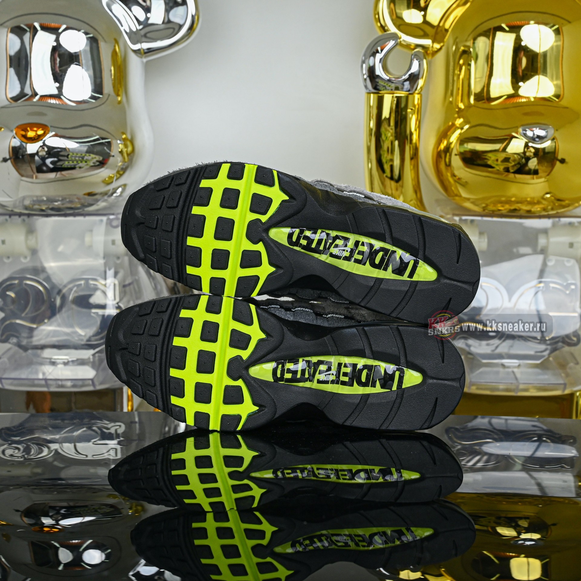 UNDEFEATED x Nike Air Max 95  IB4523-004