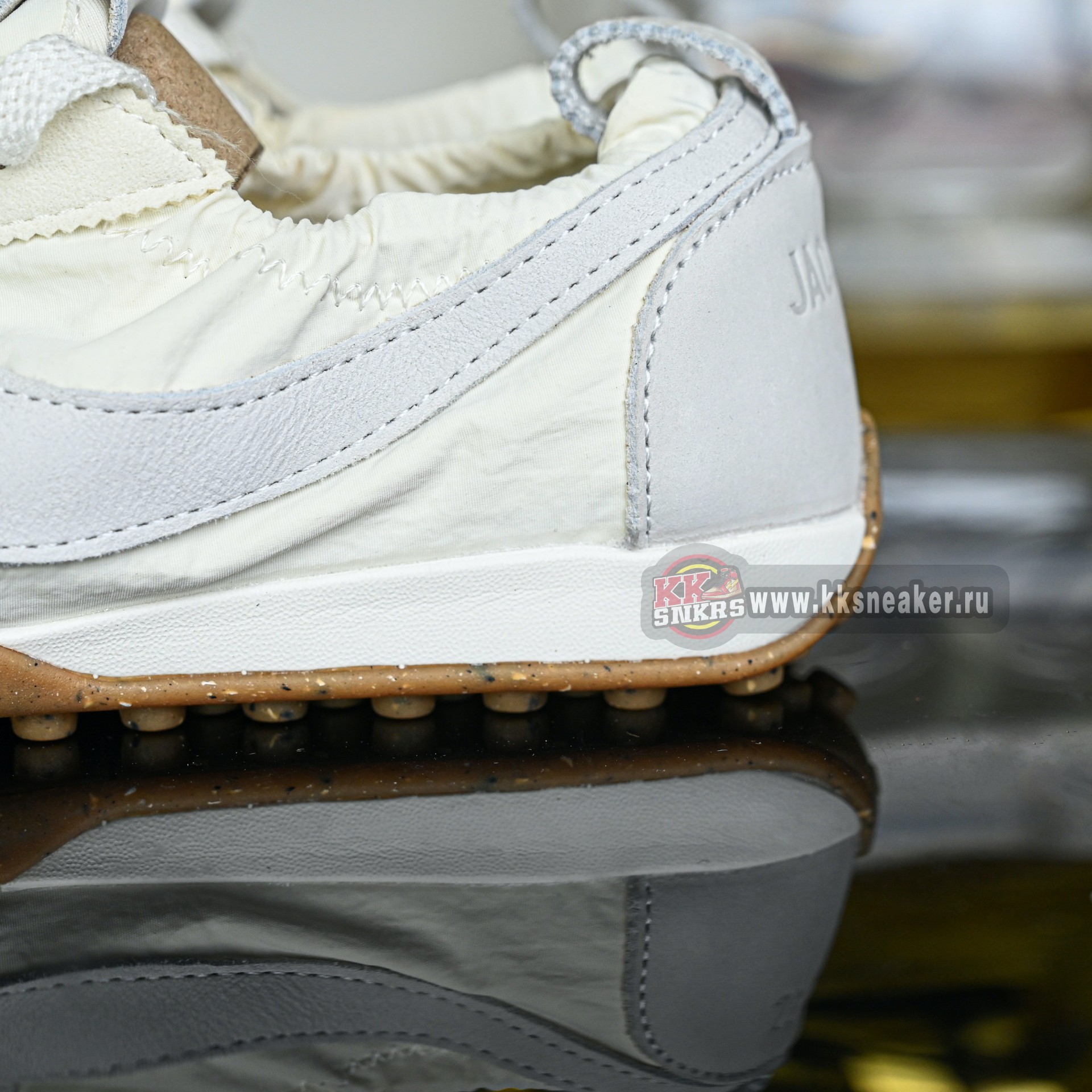 Nike x Jacquemus MOON SHOES  HV8547-002