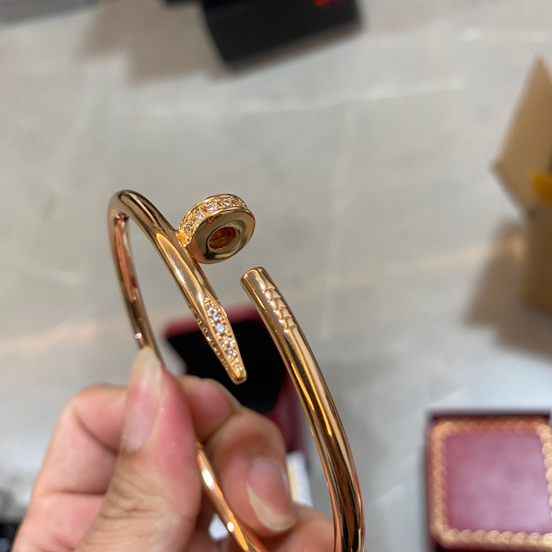 CARTIER JUSTE UN CLOU